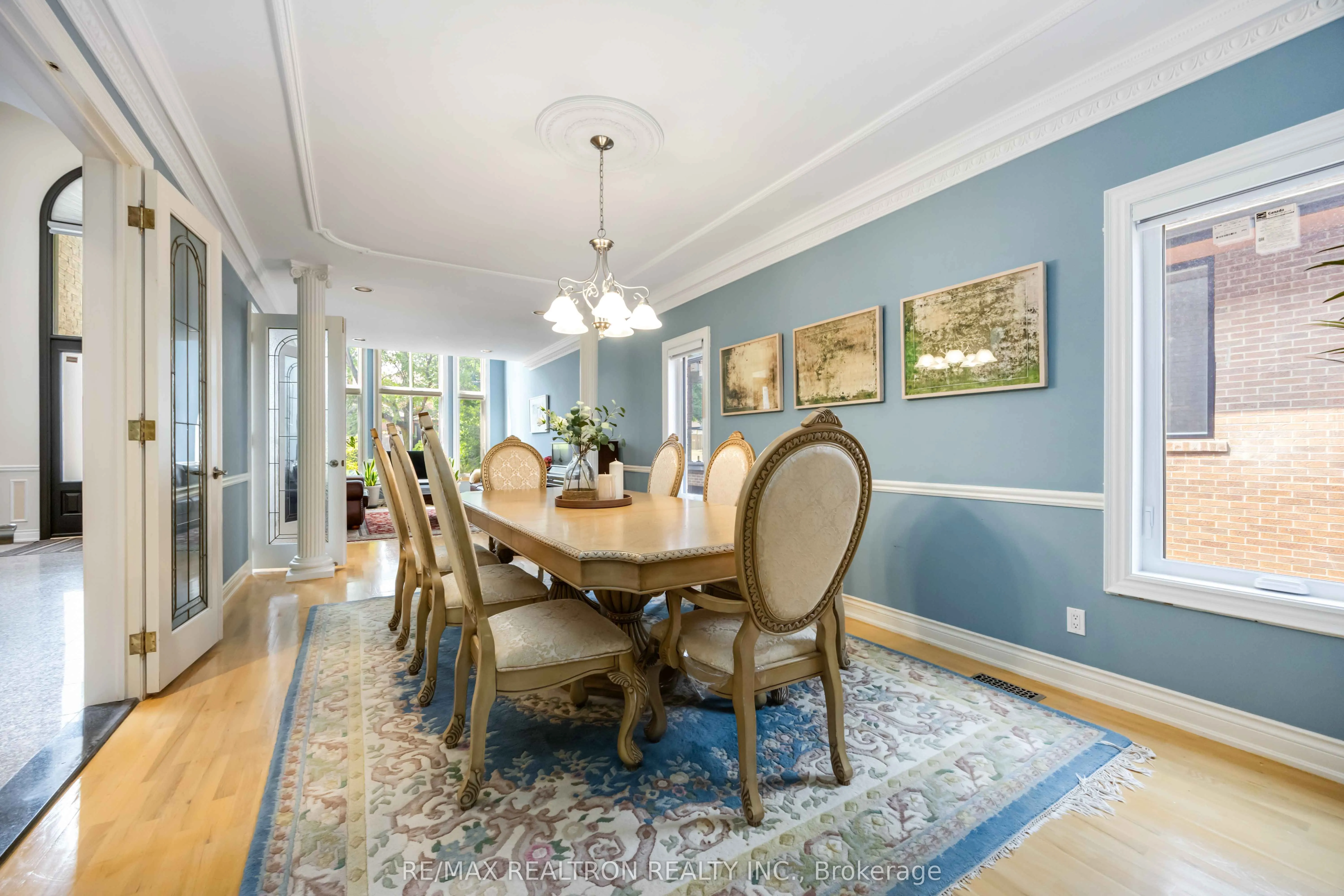77 Sprucewood Drive