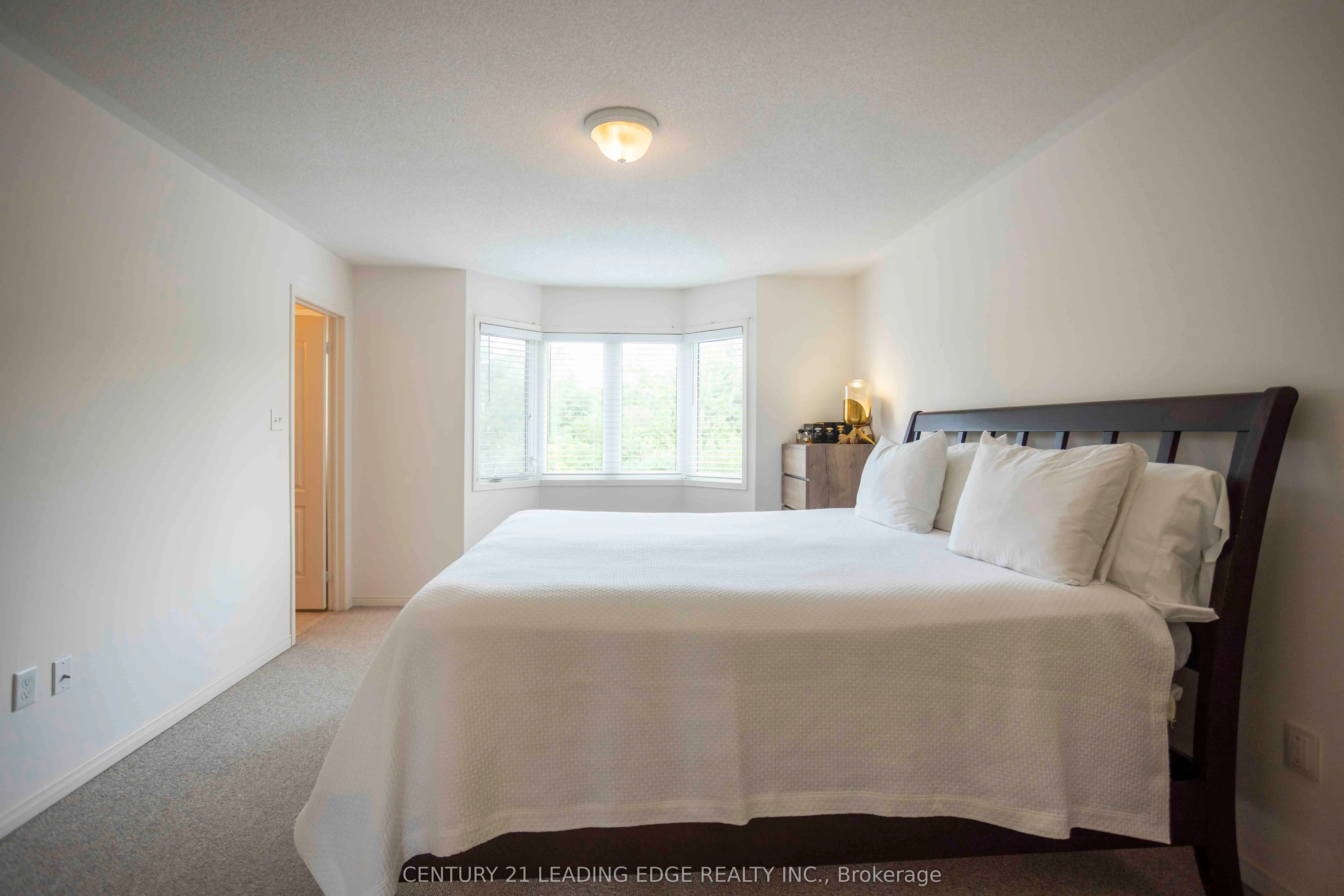 31 NW Passage