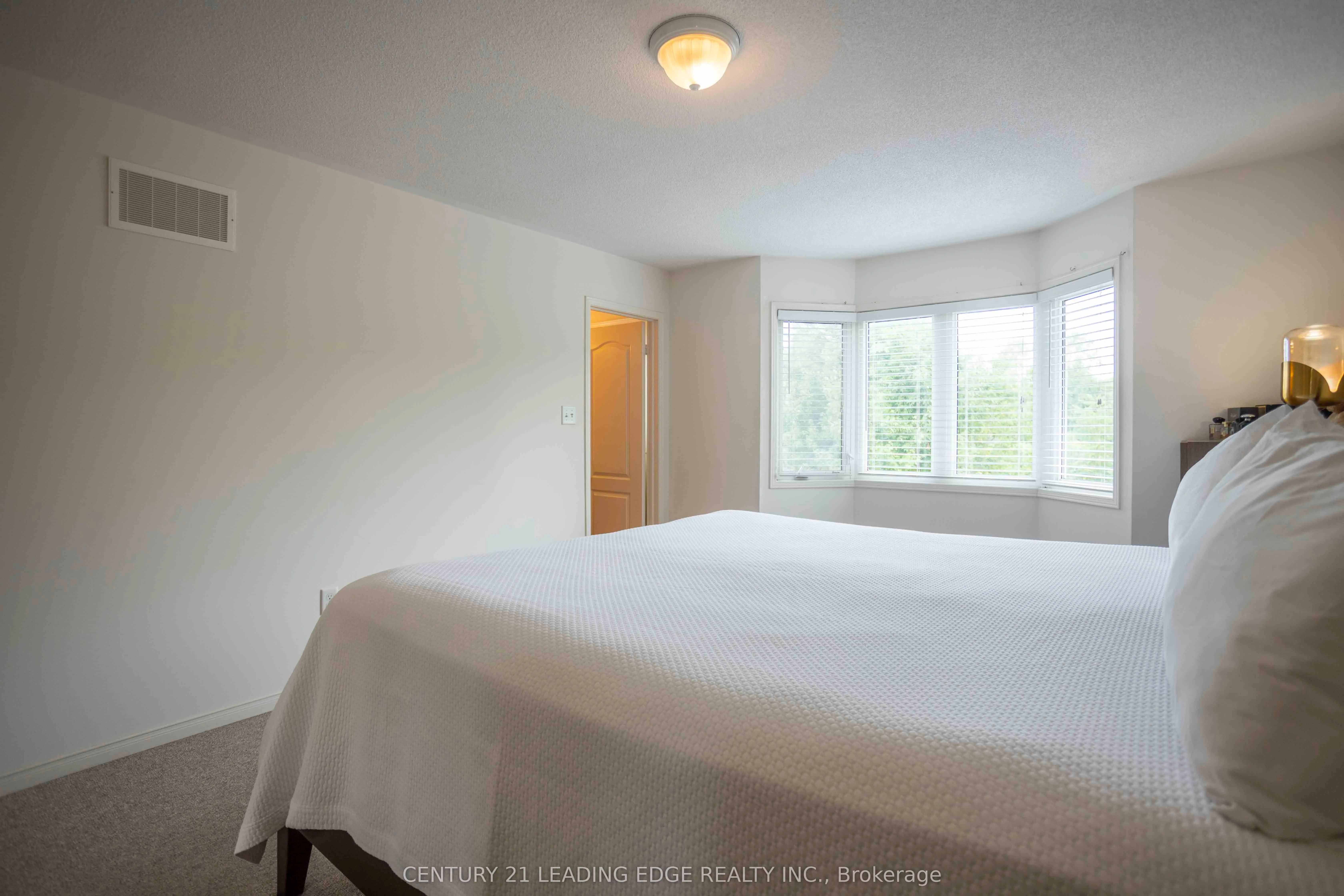 31 NW Passage