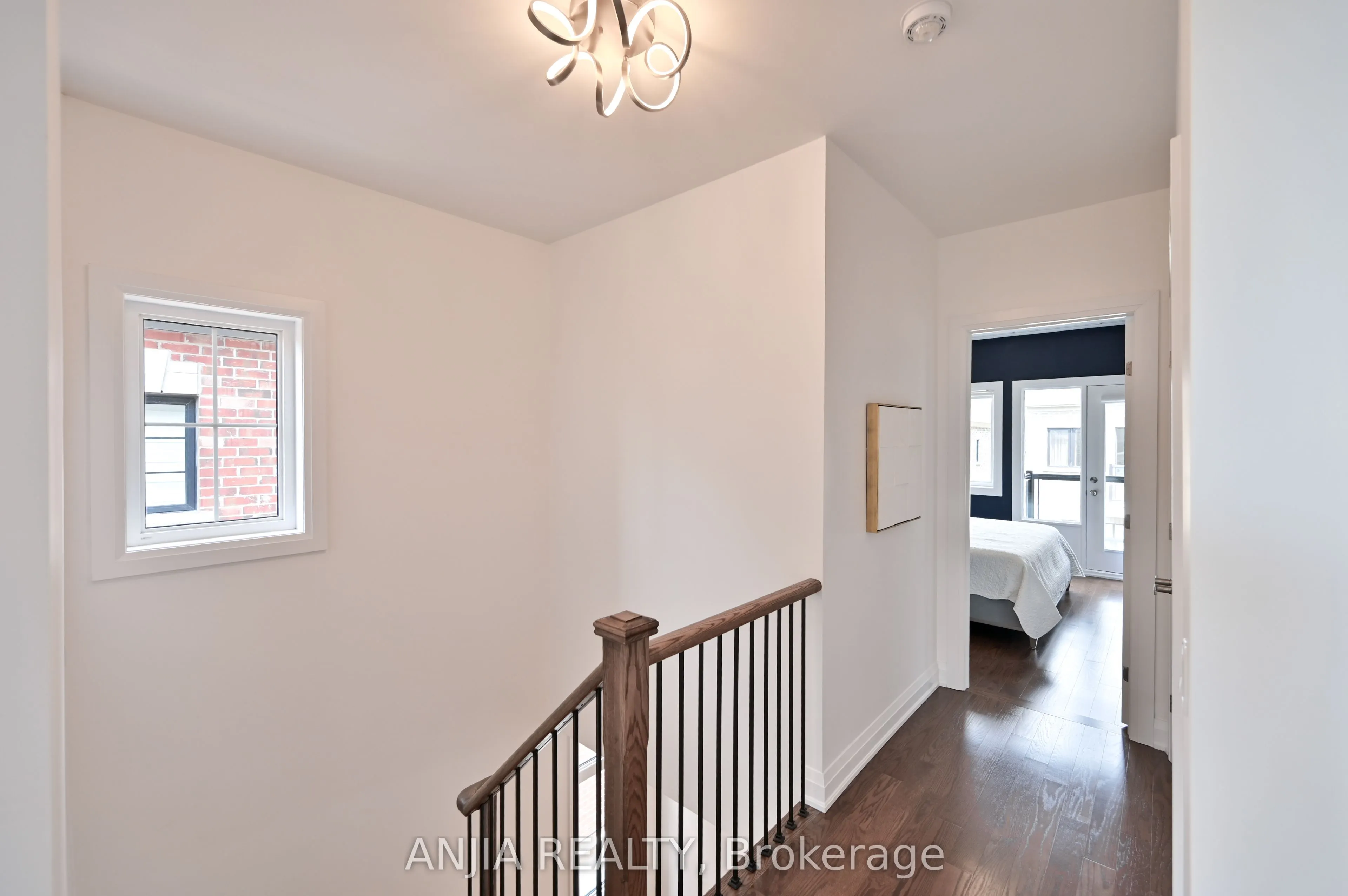 37 Duncombe Lane