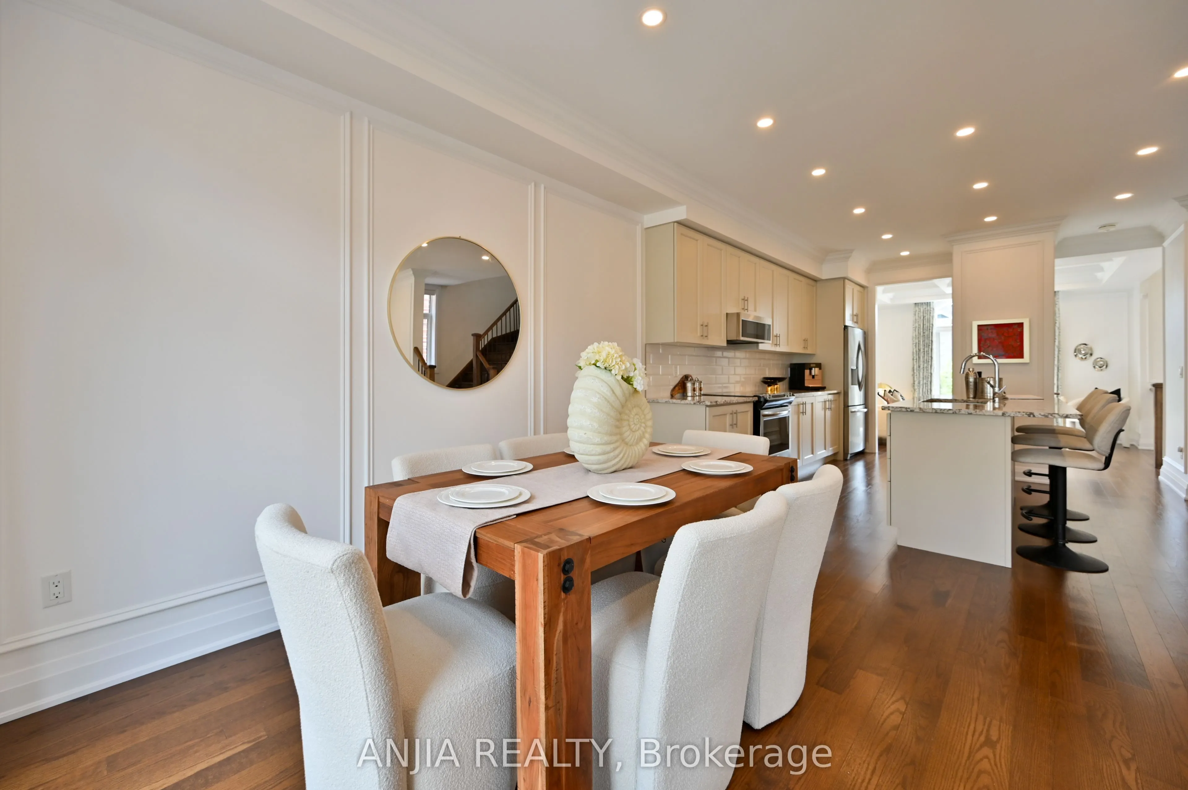 37 Duncombe Lane