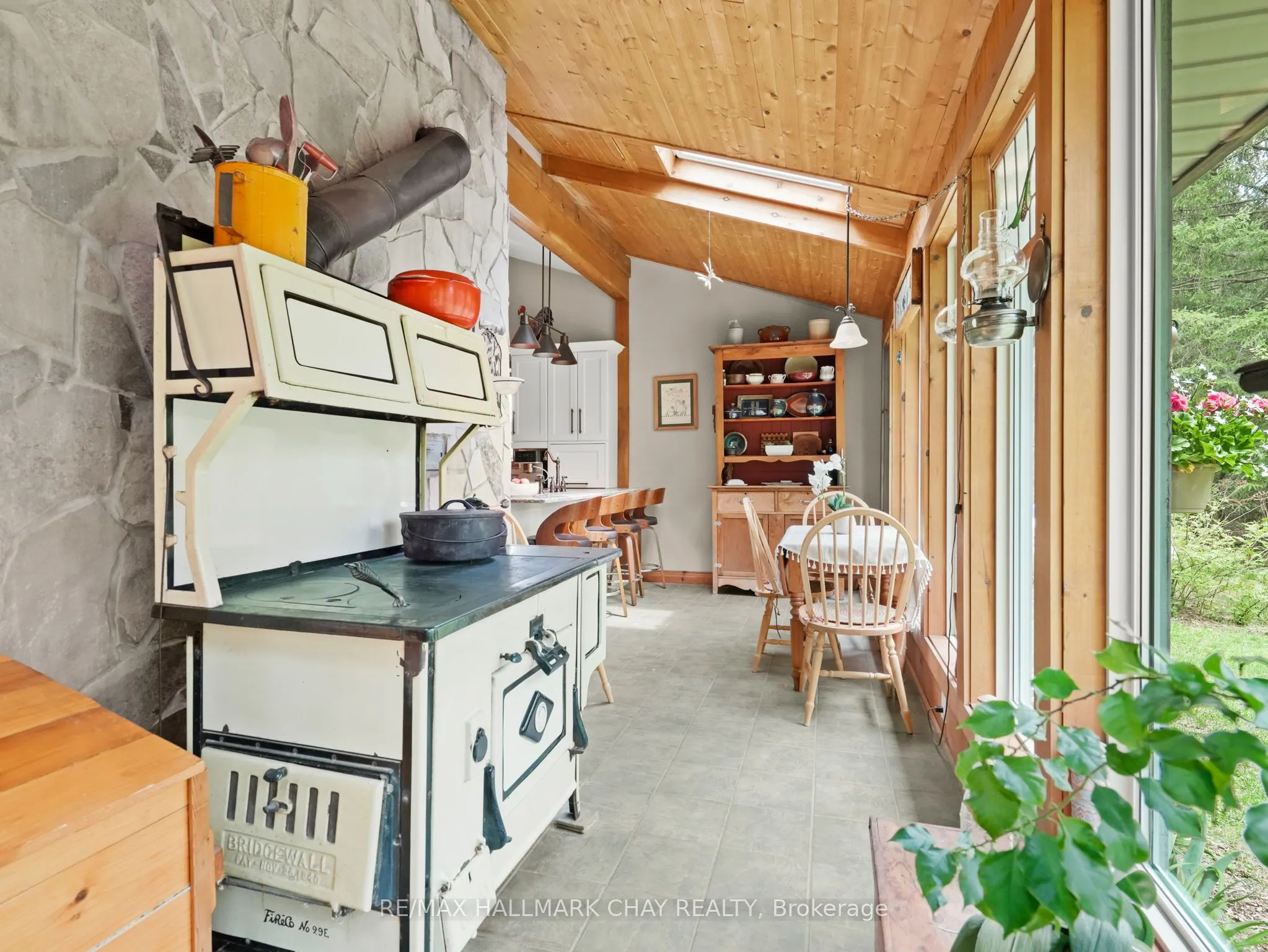 2043 Concession 5 Road