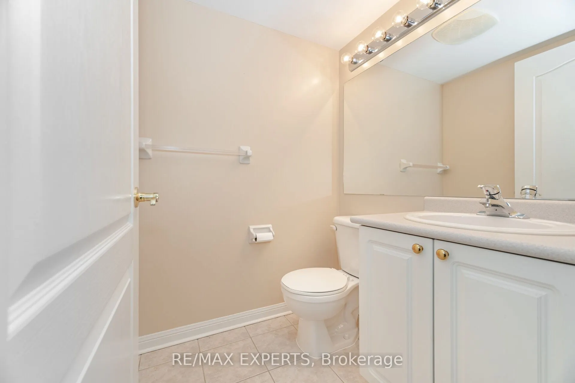 2502 Rutherford Road #216