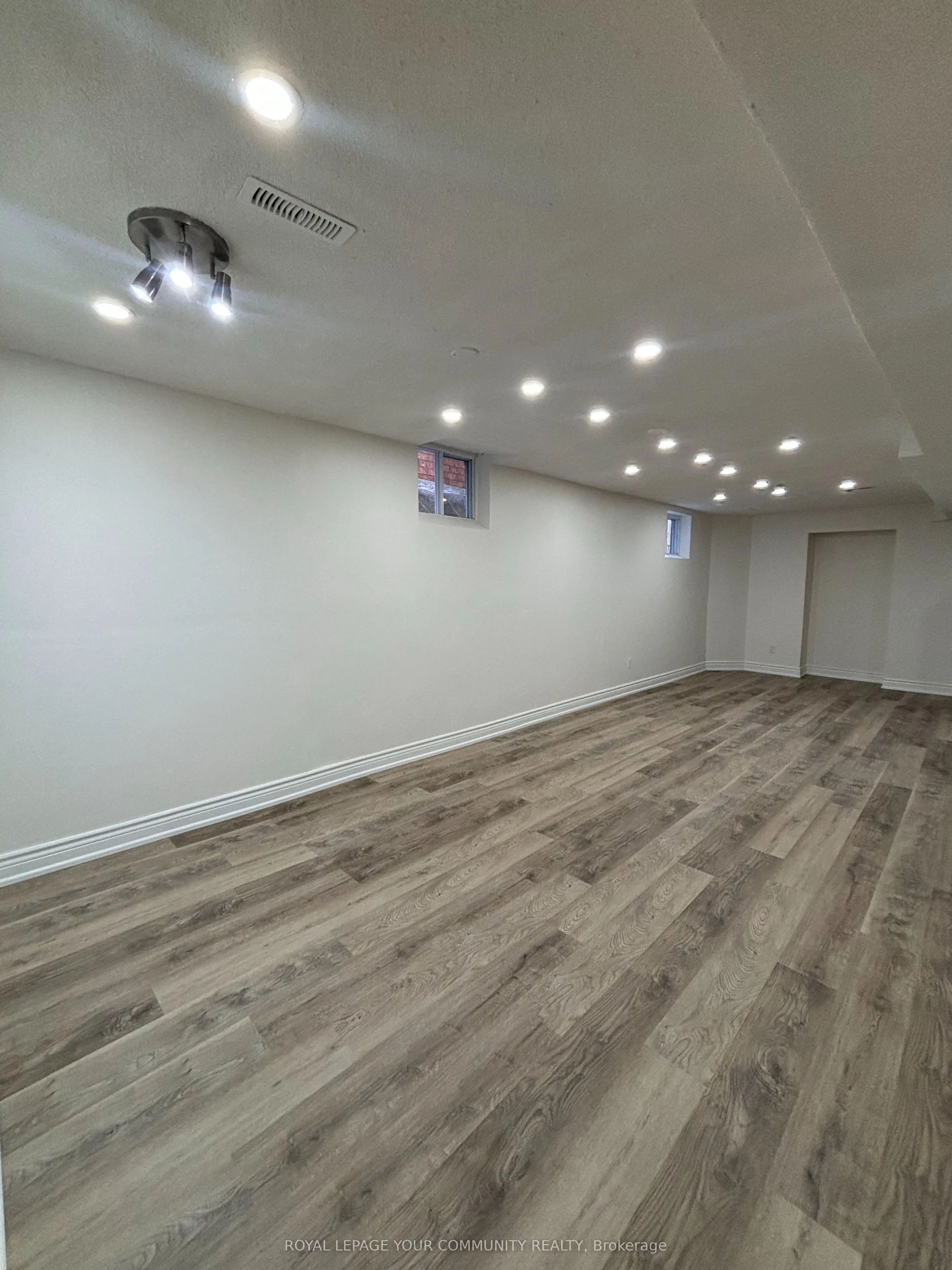 36 Umbria Crescent, #Bsmt