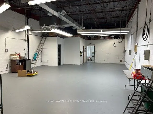 220 Industrial Parkway S, #17