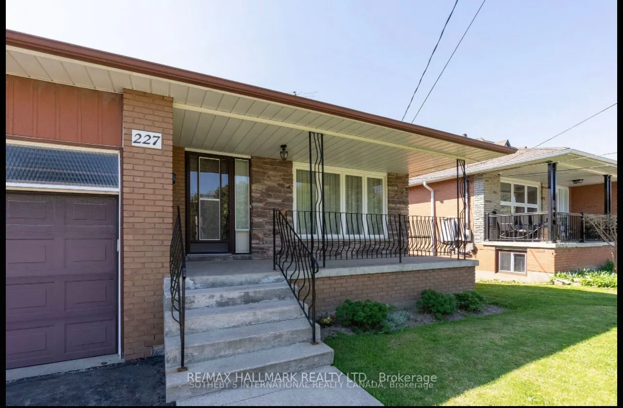 227 Elgin Mills(MAIN FLOOR) Road W