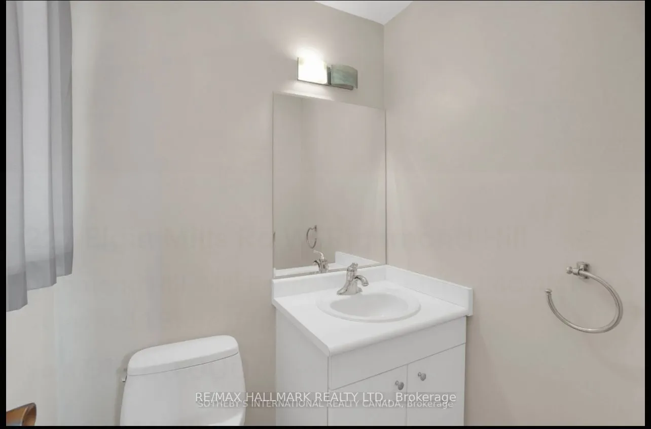 227 Elgin Mills(MAIN FLOOR) Road W