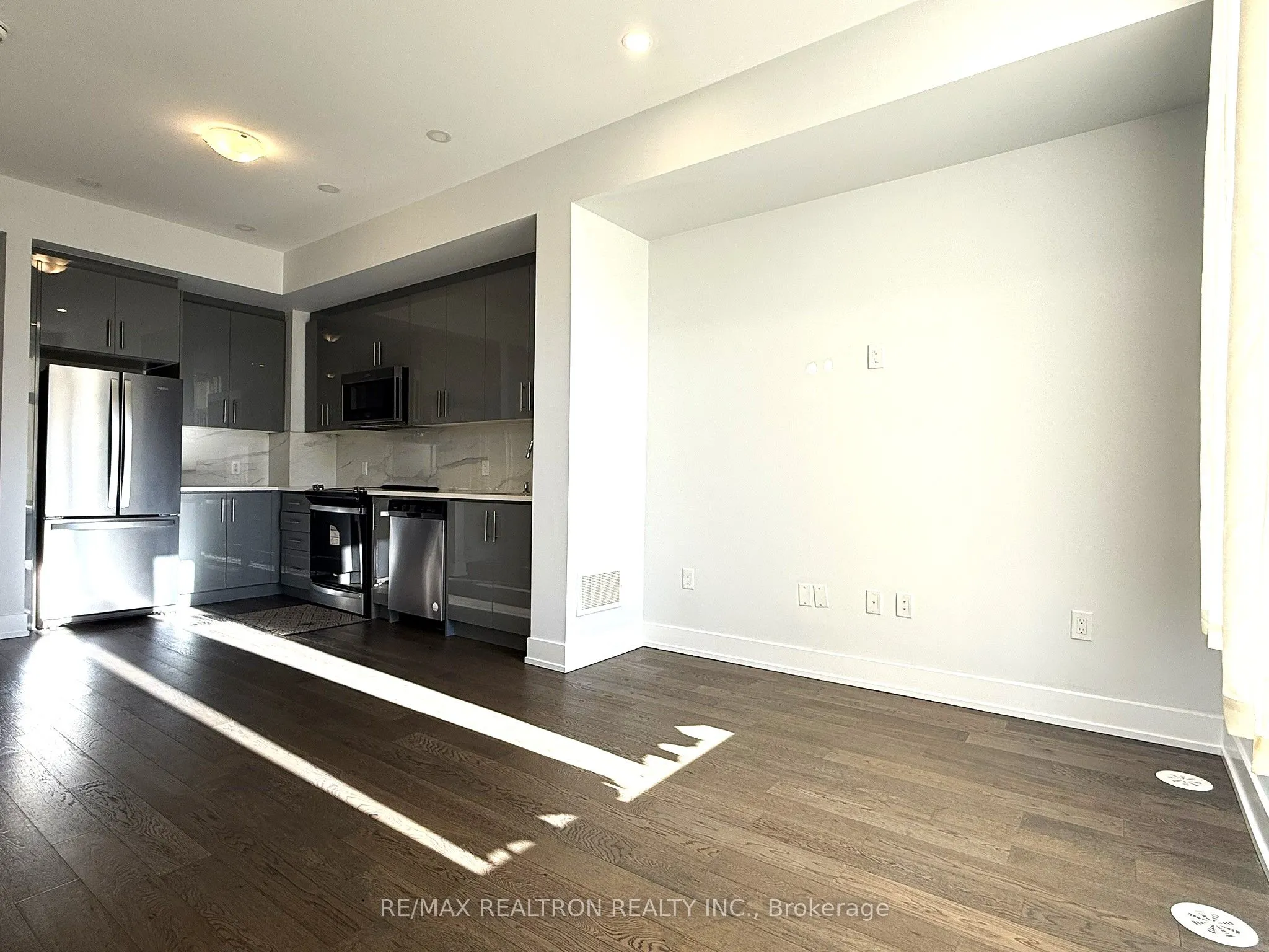 9580 Islington Avenue, #L143