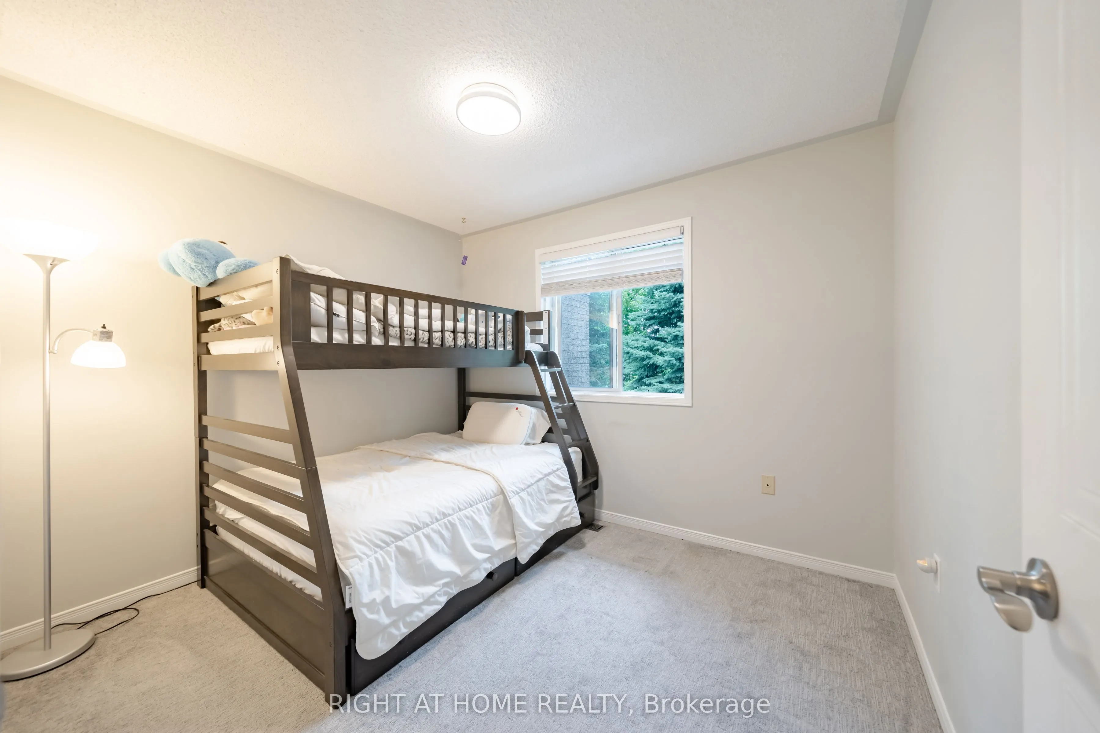 359 Riddell Court, #5