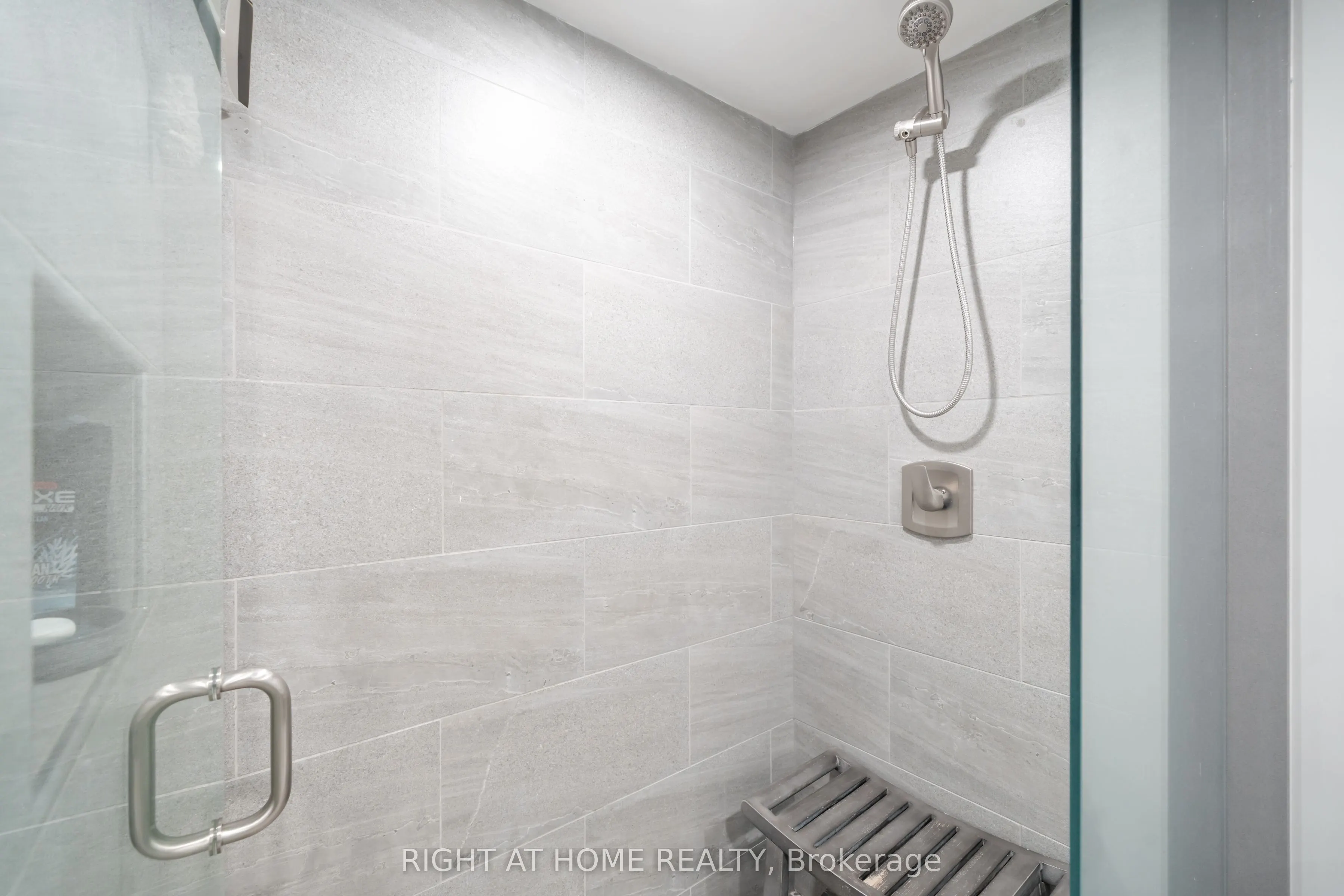 359 Riddell Court, #5