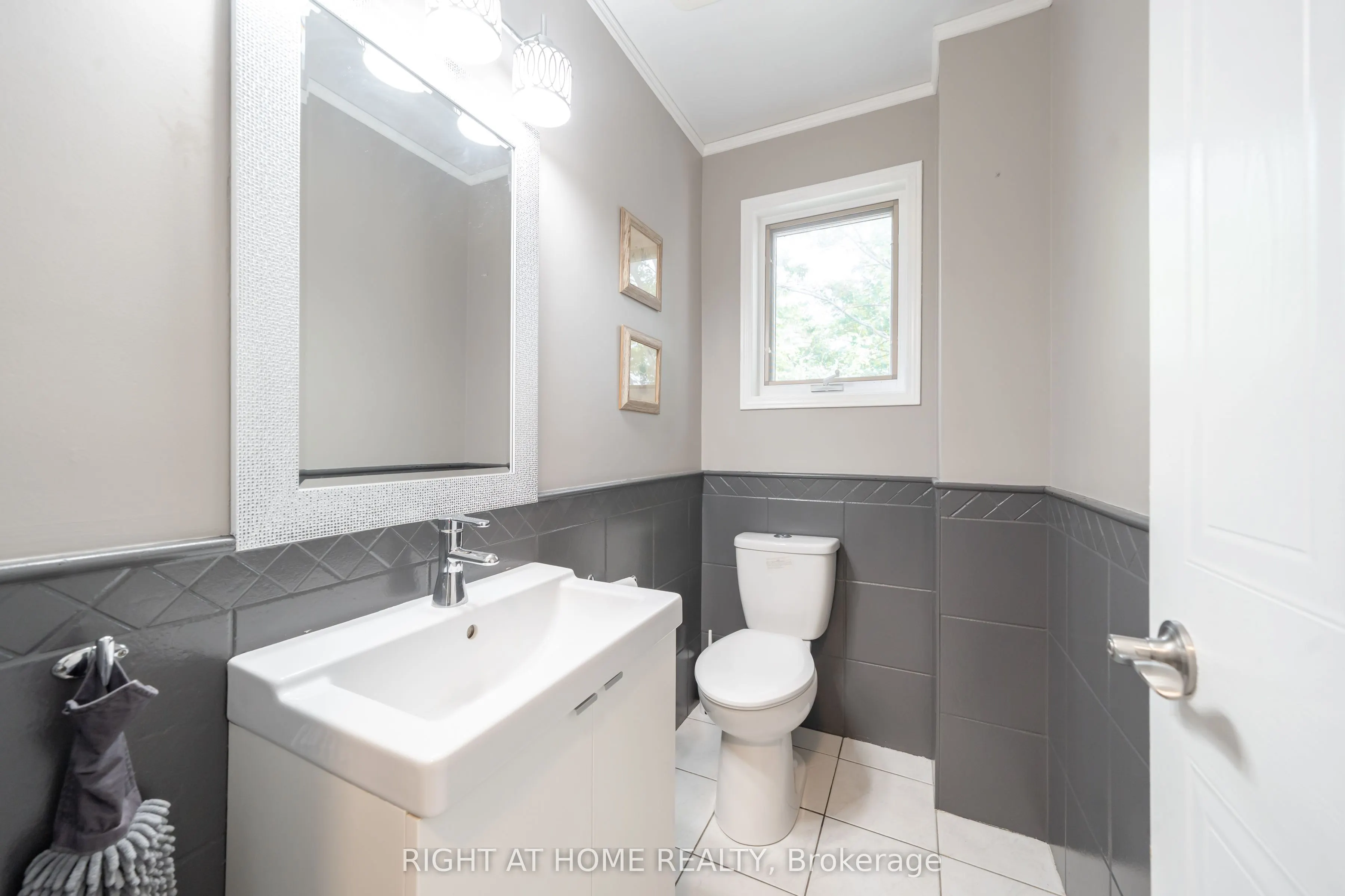 359 Riddell Court, #5