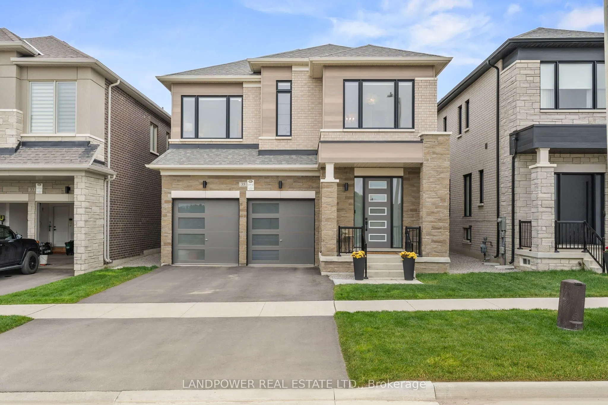 35 Longworth Avenue