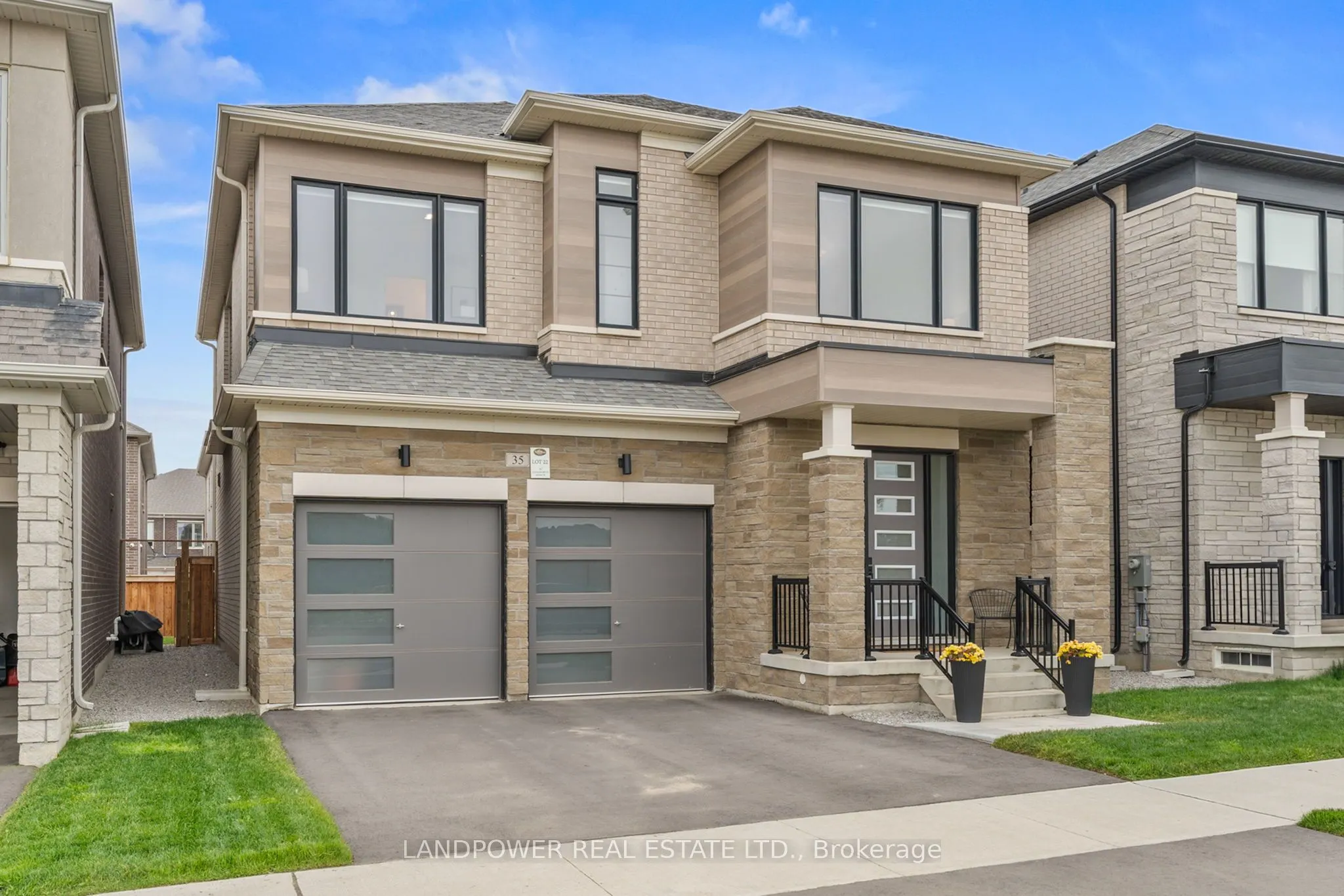 35 Longworth Avenue