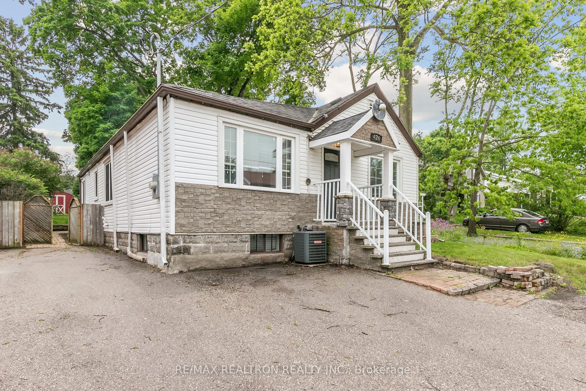 426 Eagle Street