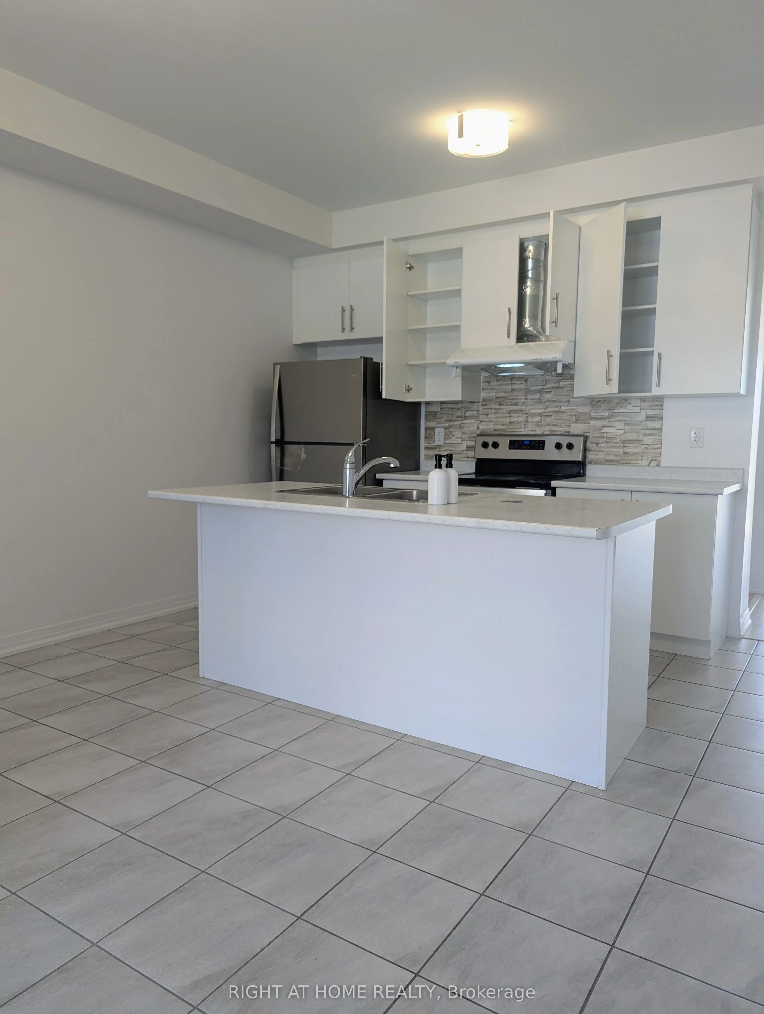 7 Carneros Way