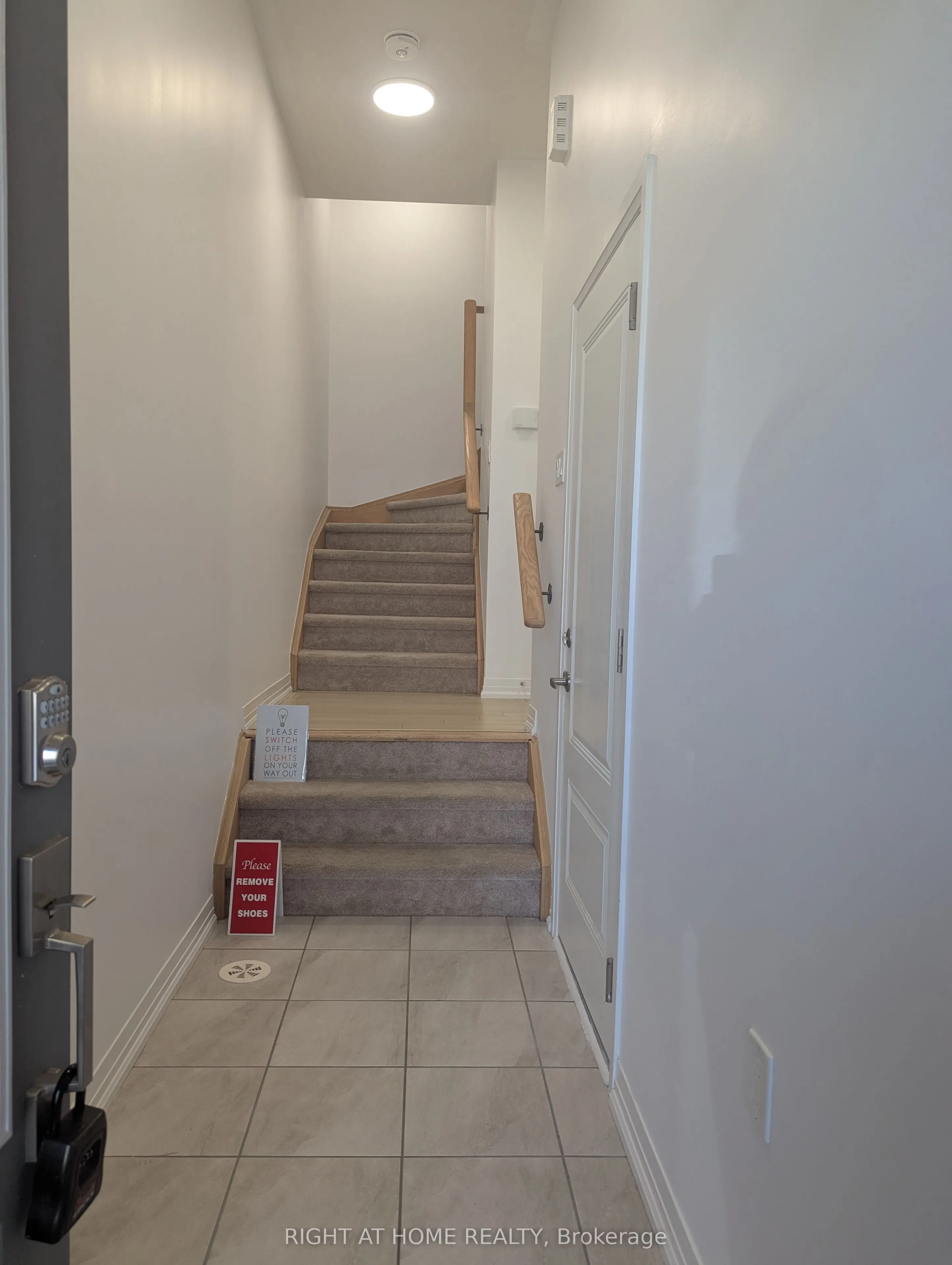7 Carneros Way