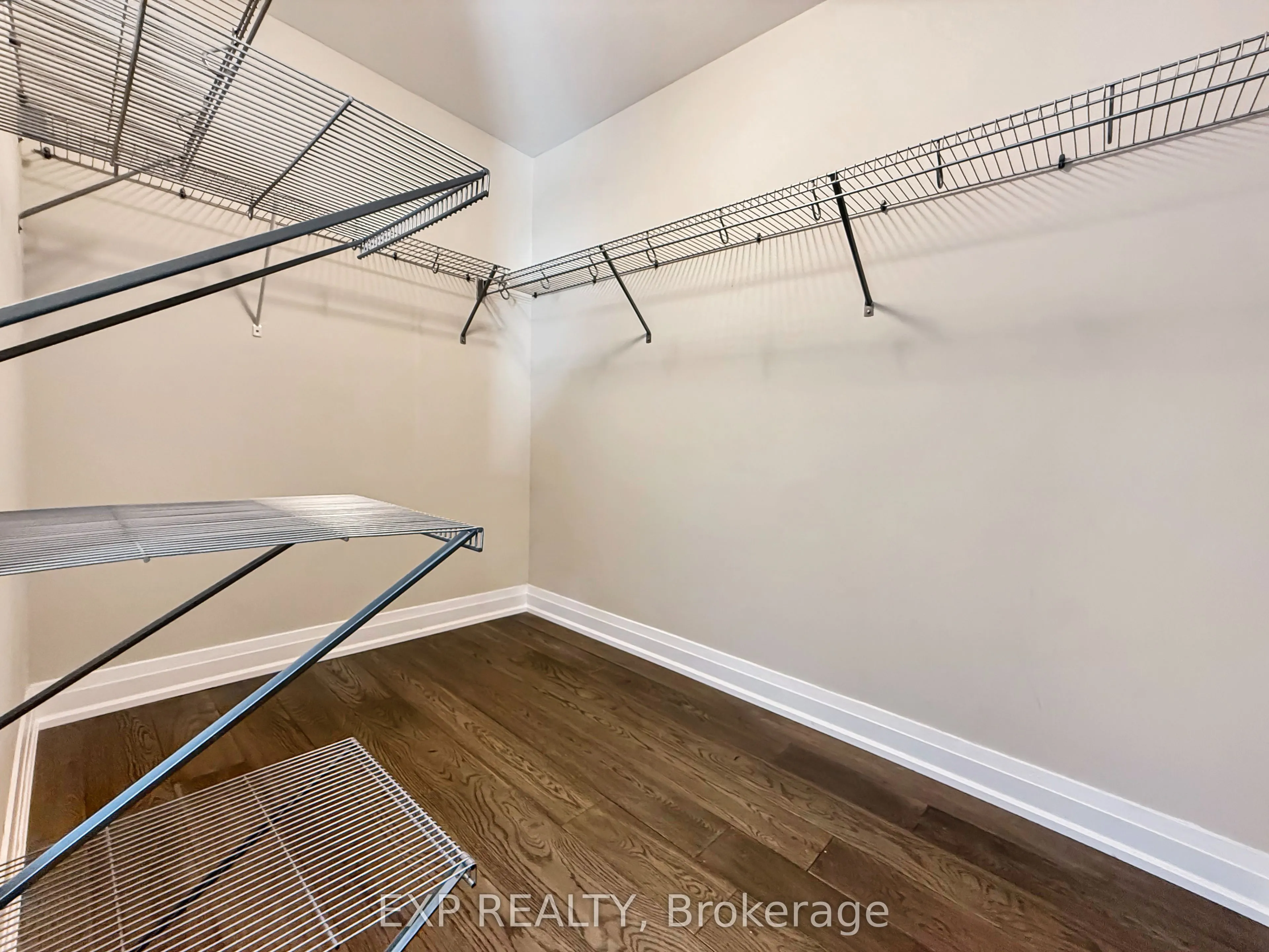 922 Isaac Phillips Way