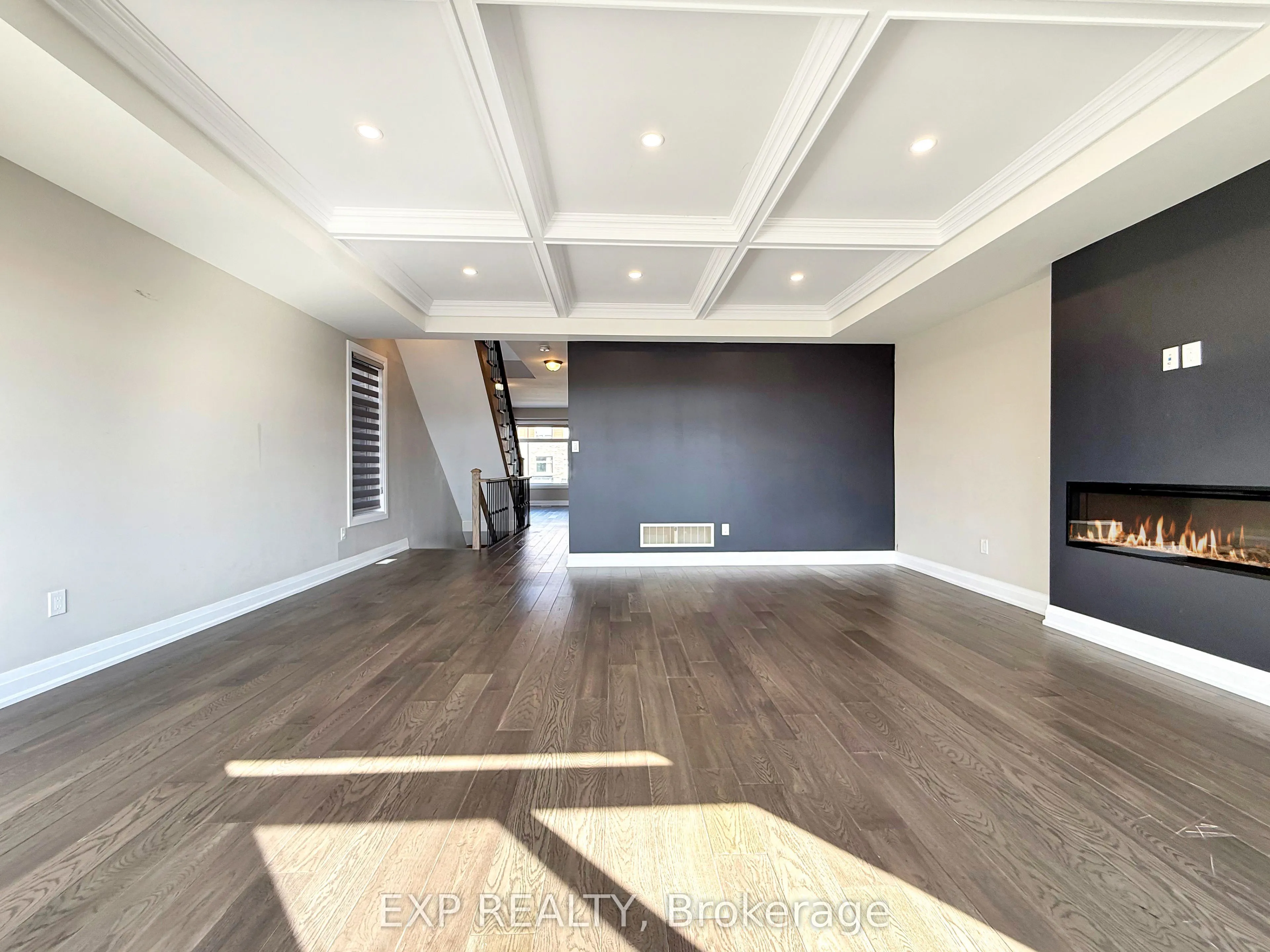 922 Isaac Phillips Way