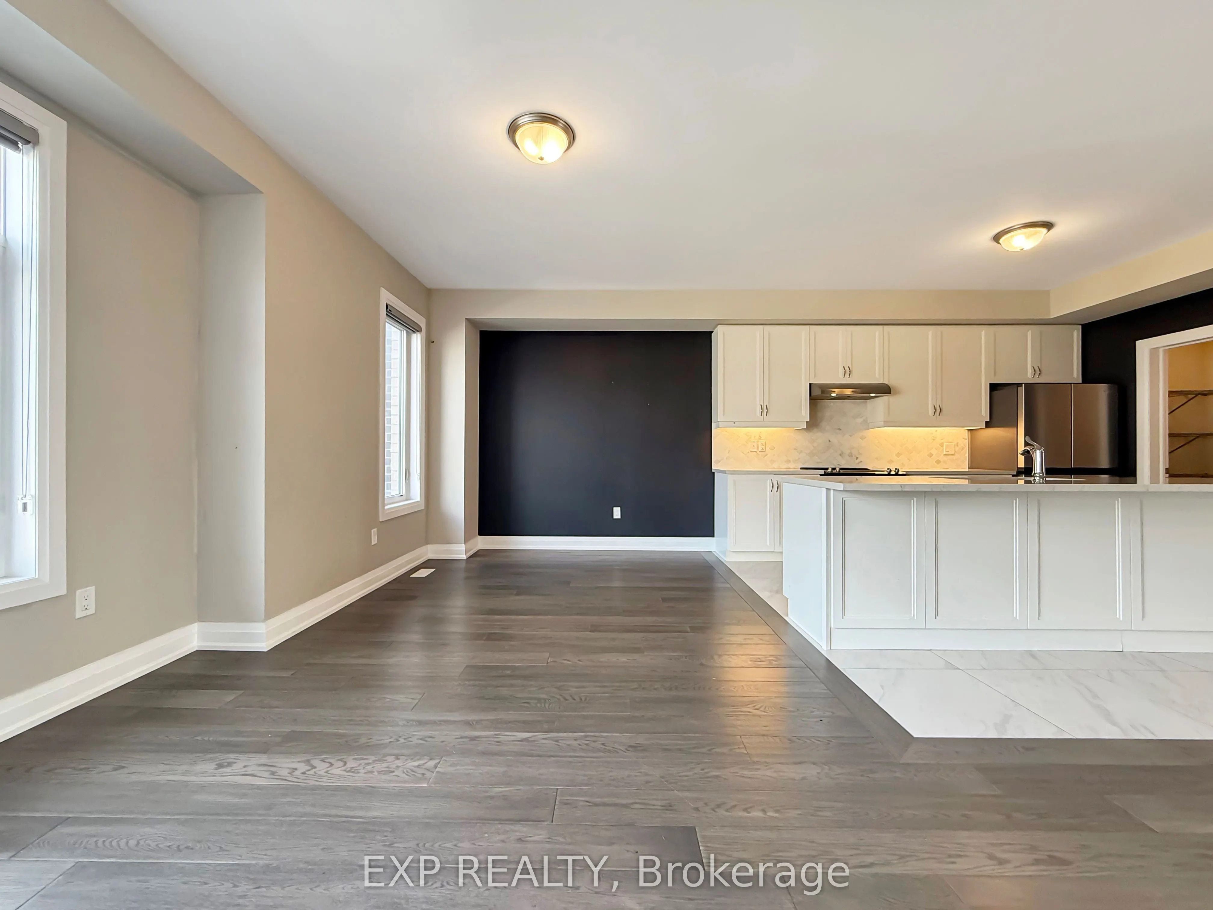 922 Isaac Phillips Way