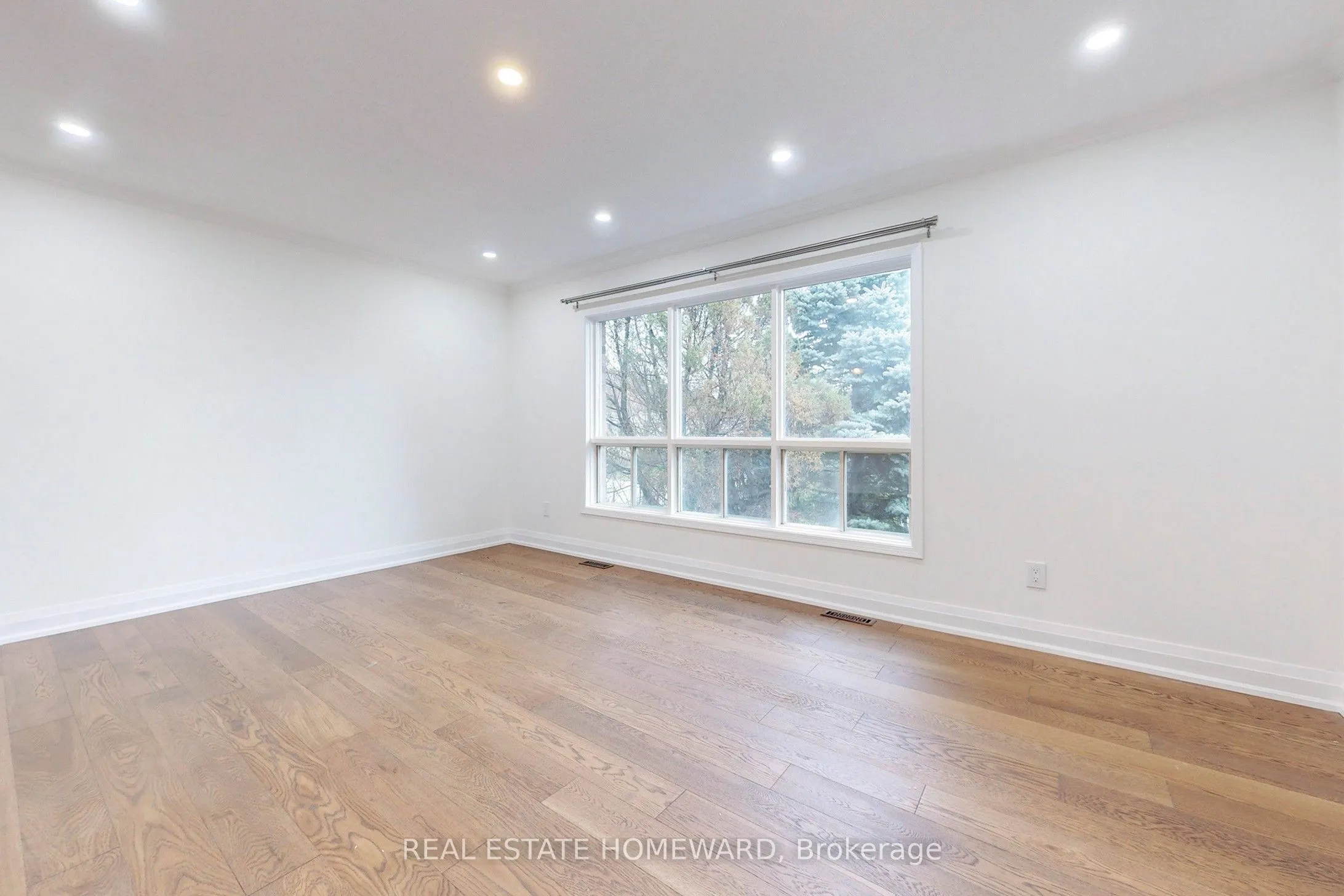 24 Beckett Avenue, #Main