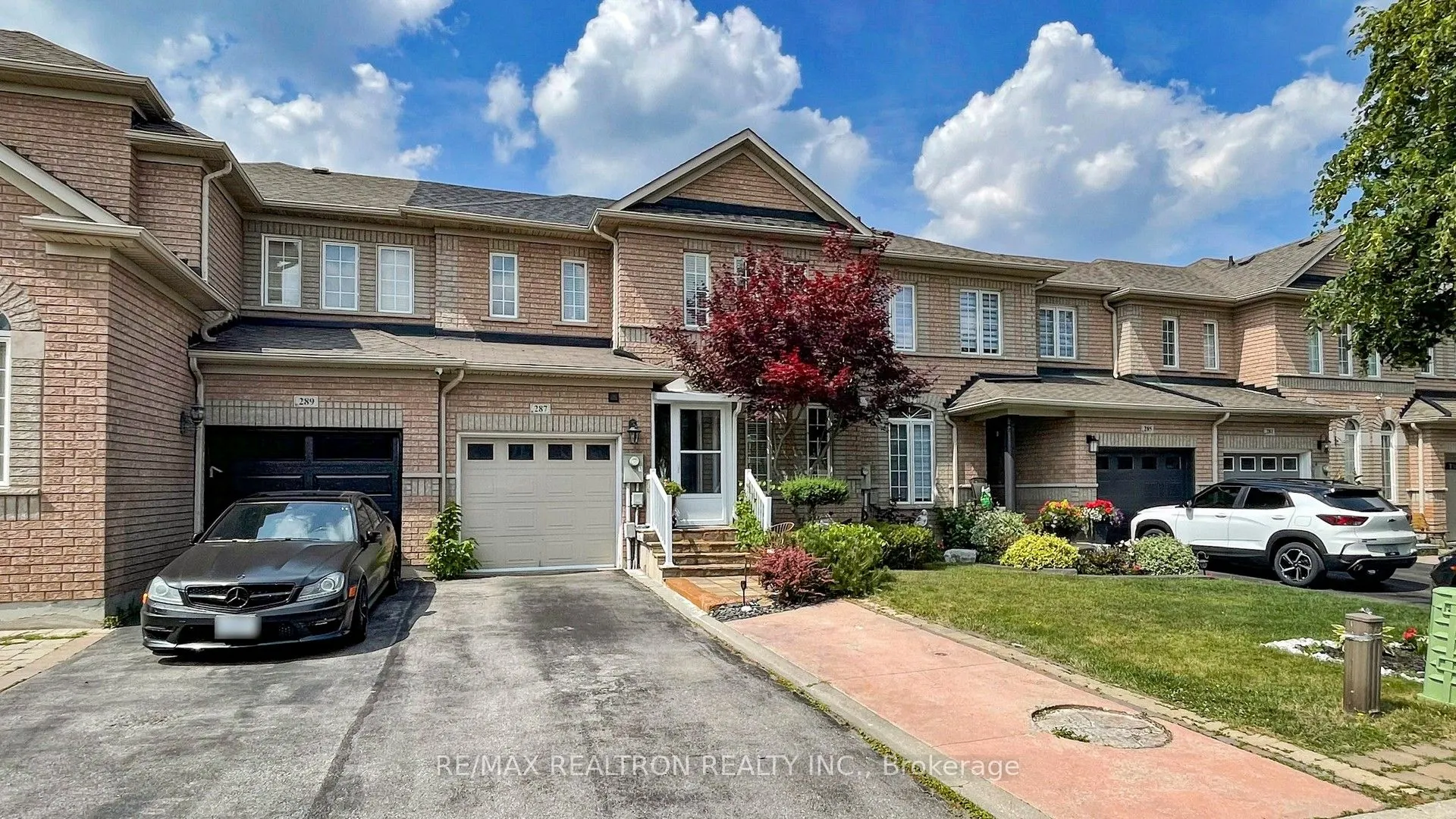 287 Wildberry Crescent