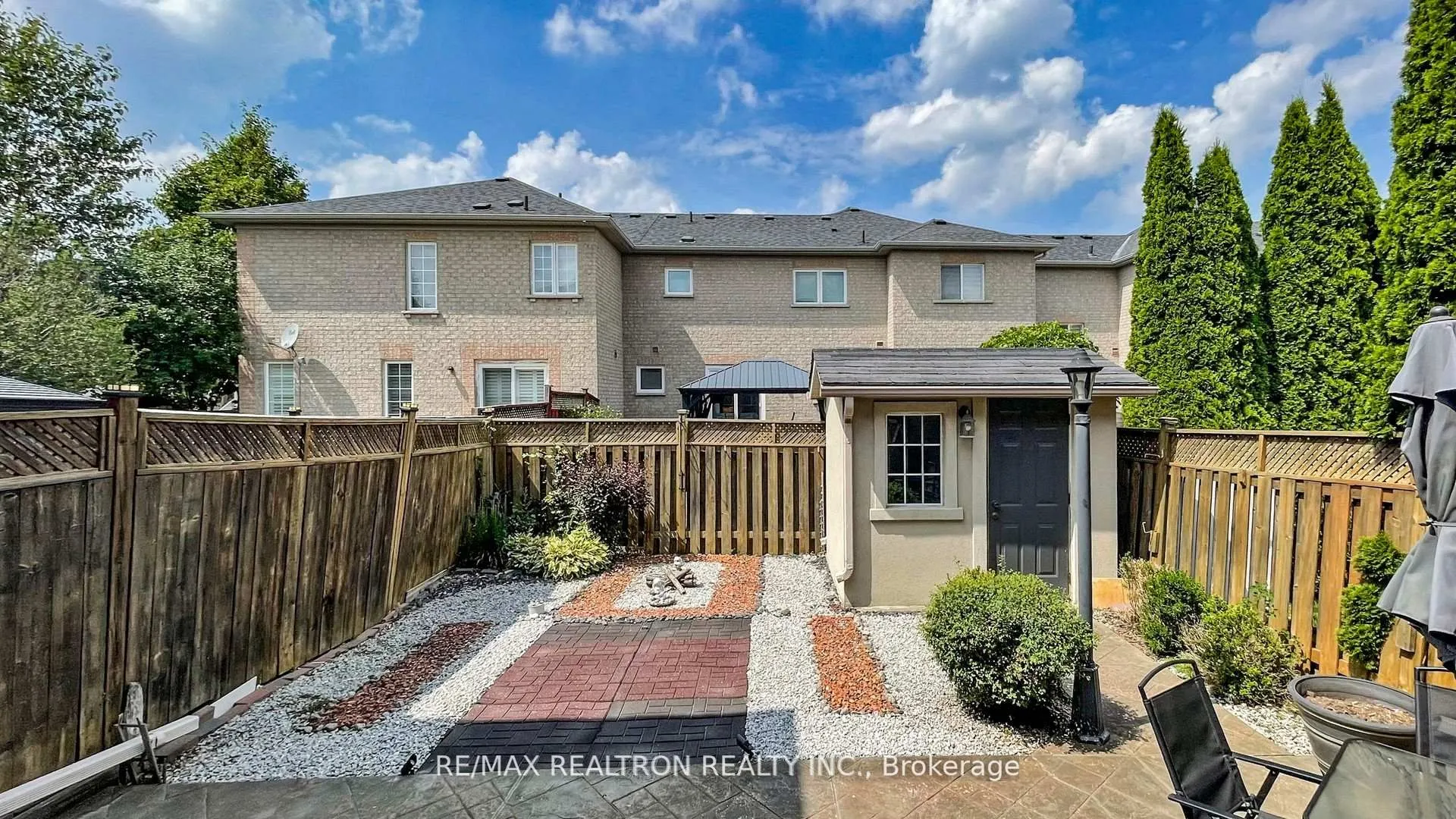 287 Wildberry Crescent