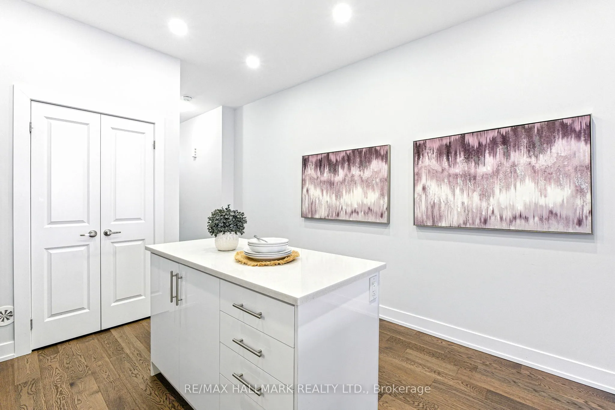 9590 Islington Avenue, #148