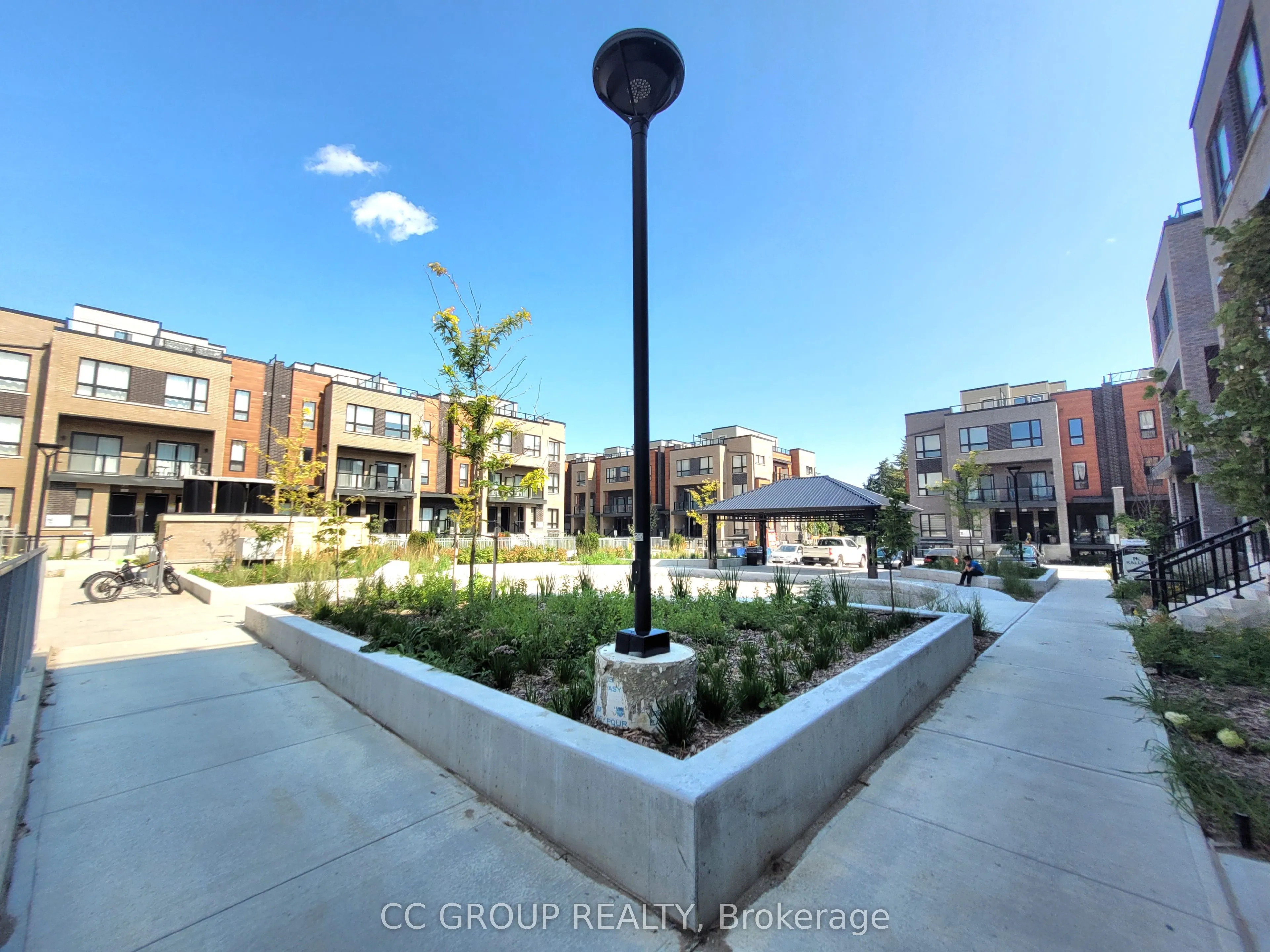 16 Lytham Green Circle, #21