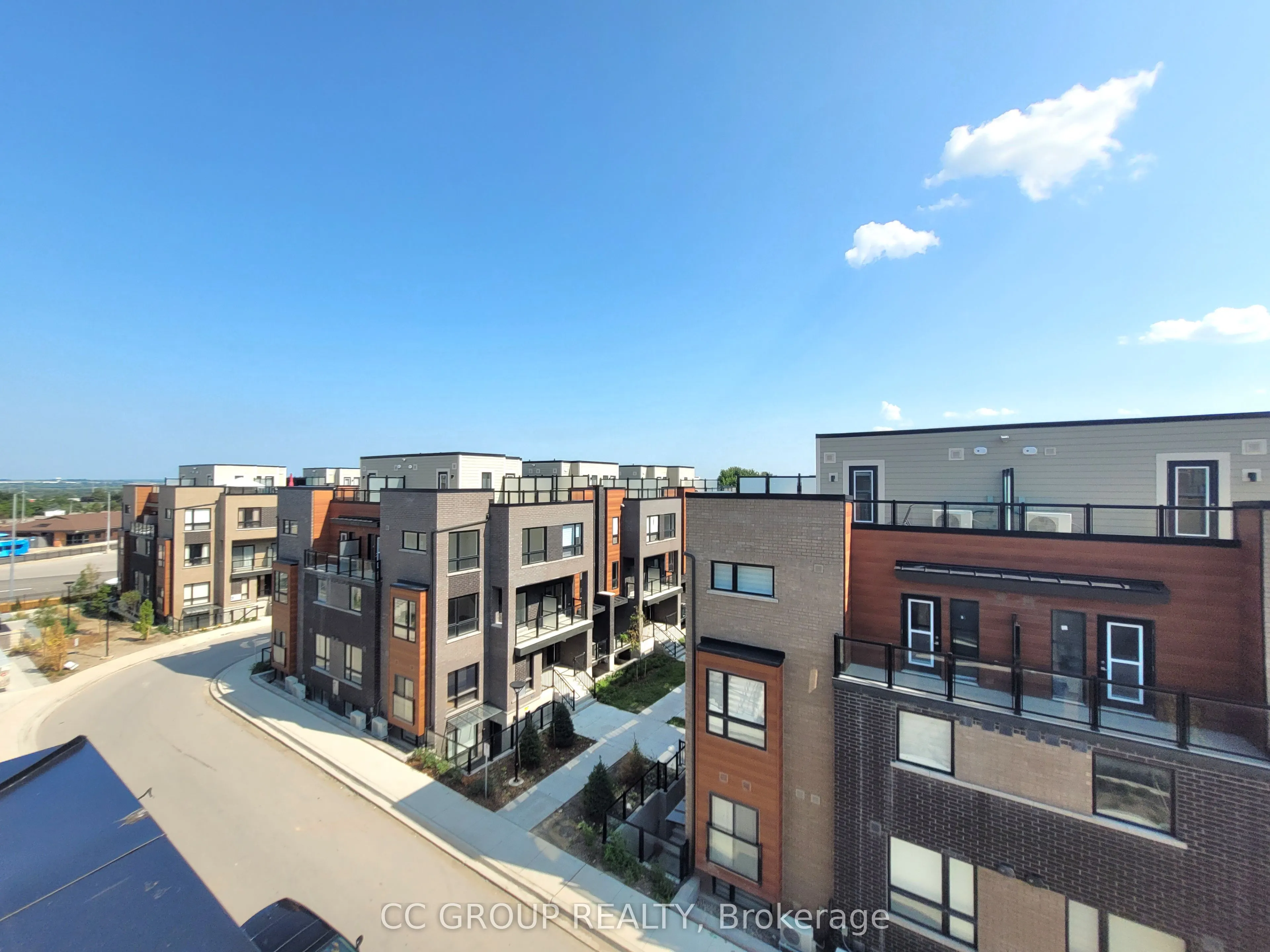 16 Lytham Green Circle, #21