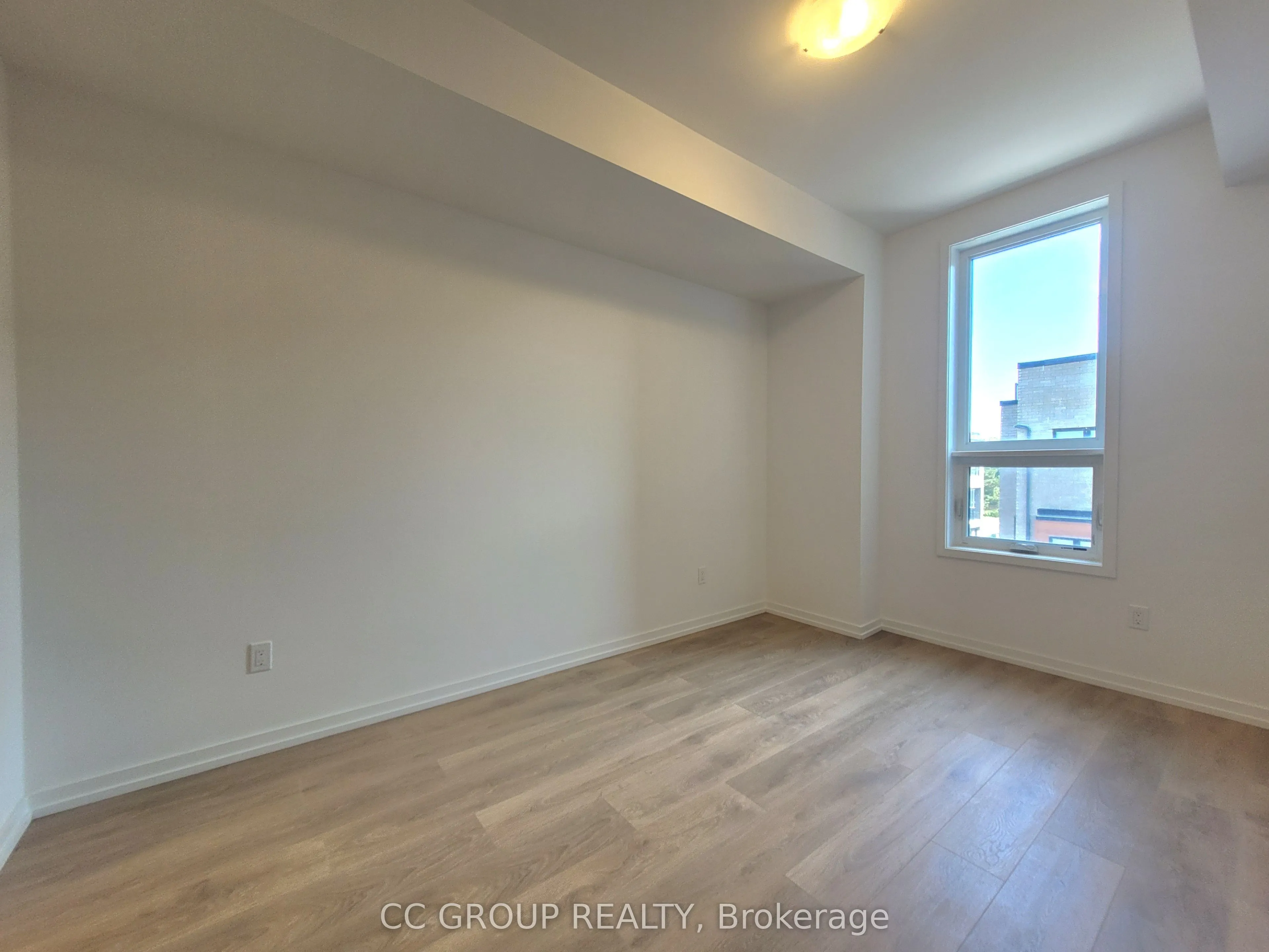 16 Lytham Green Circle, #21