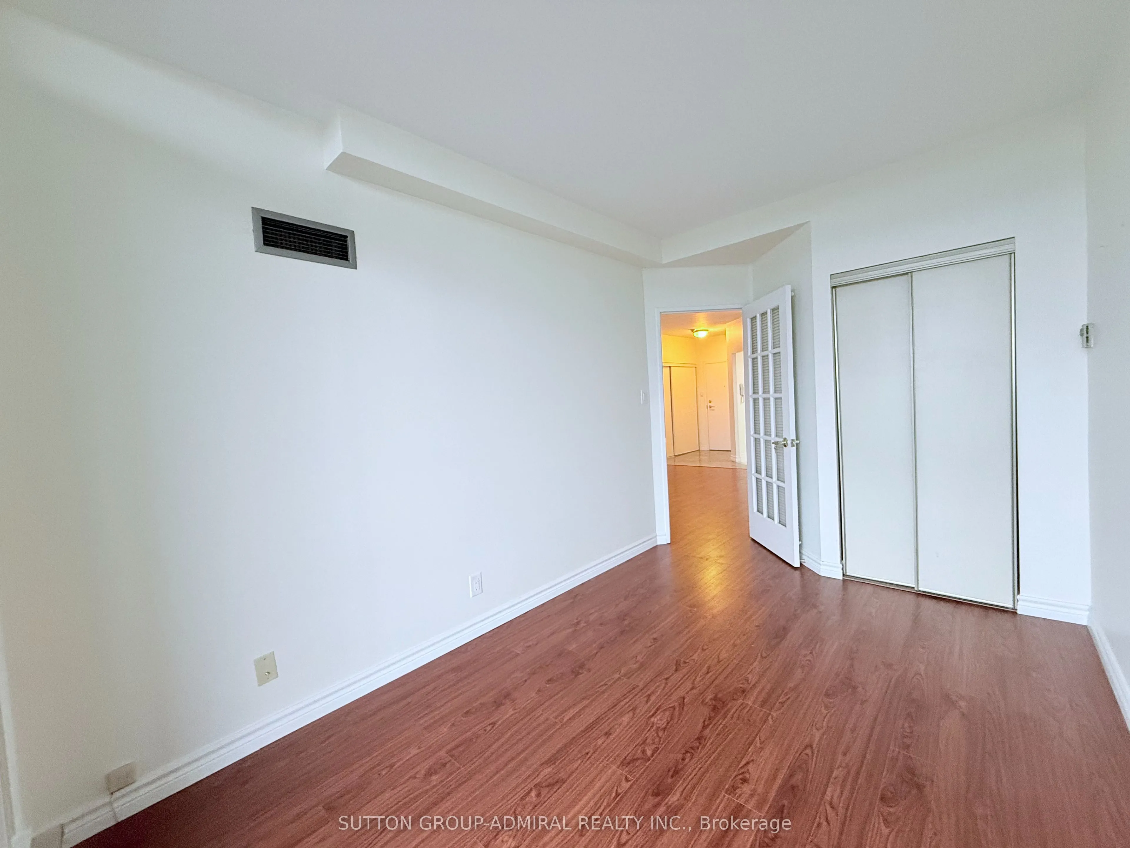 32 Clarissa Drive, #PH27