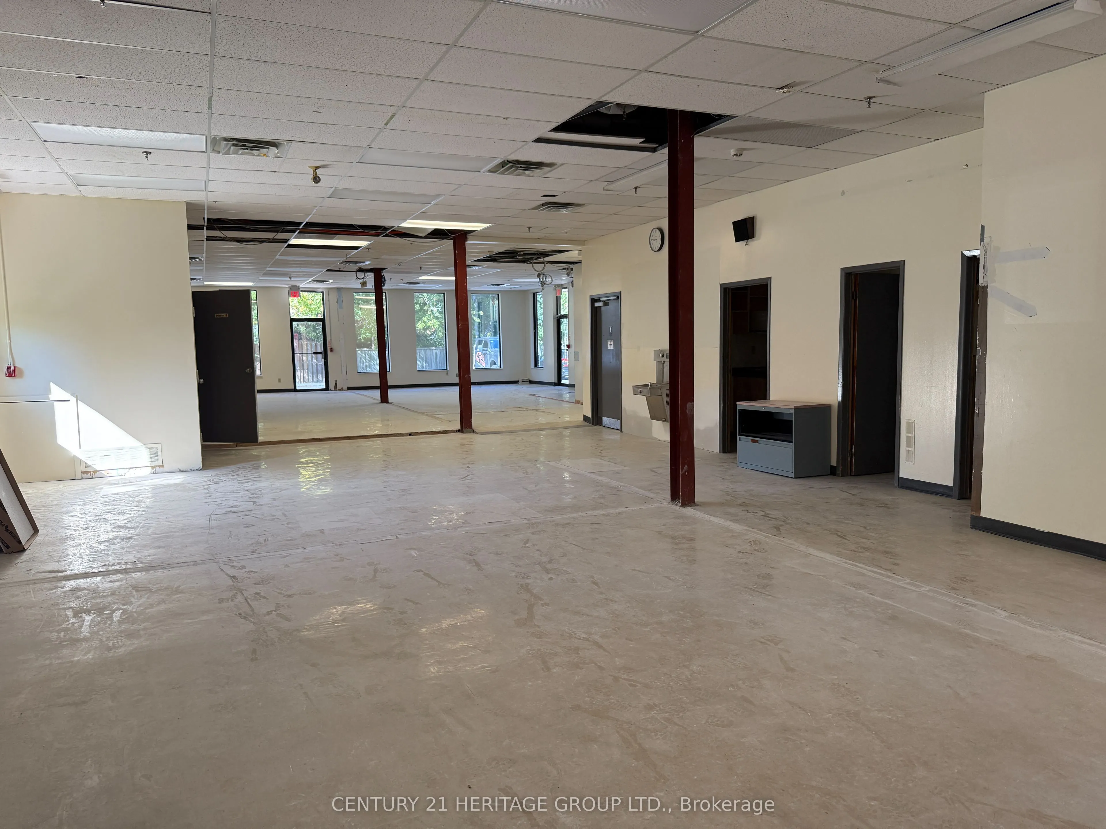 204 Simcoe Avenue, #3-7