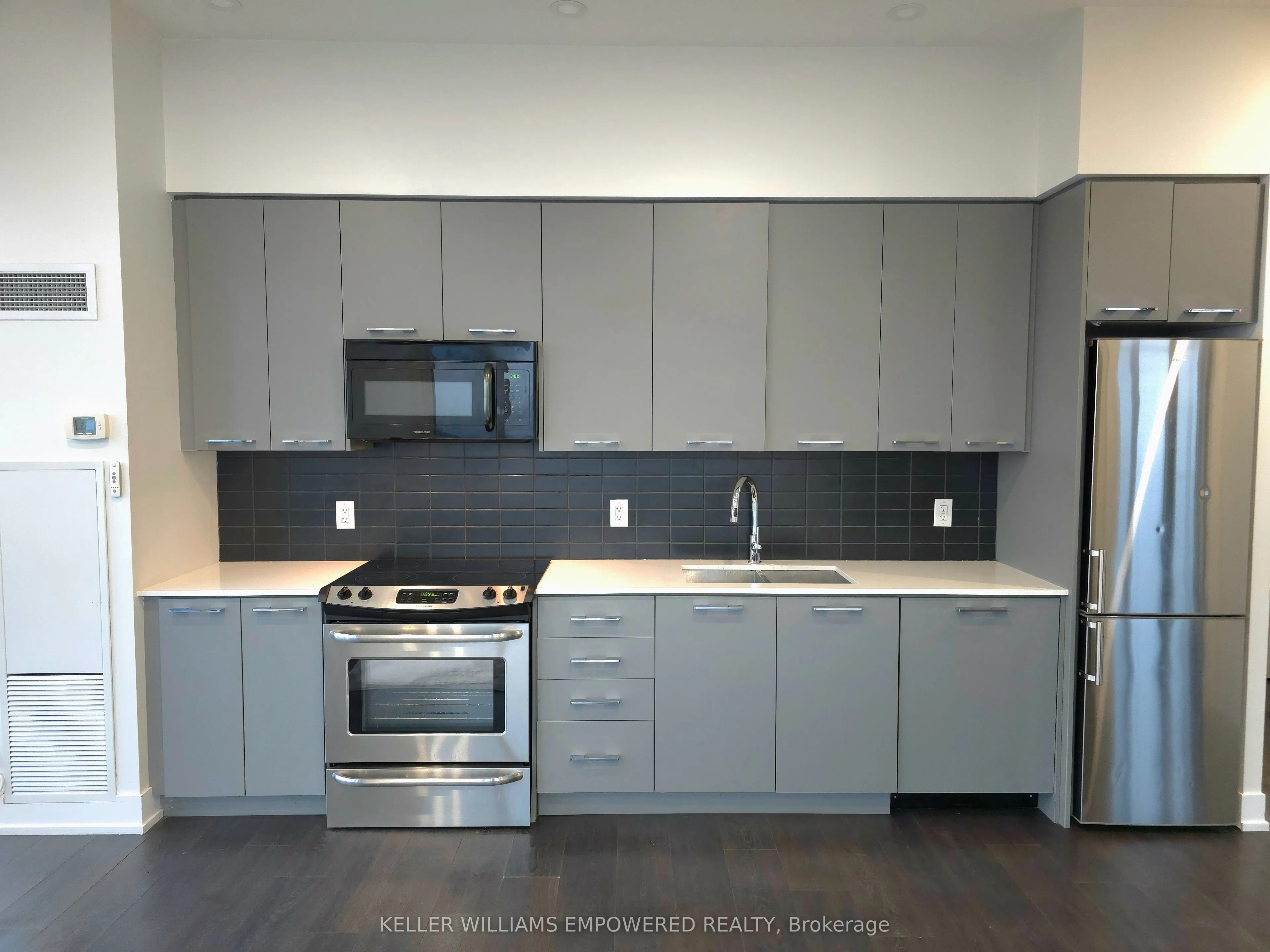 9471 Yonge Street, #Ph10