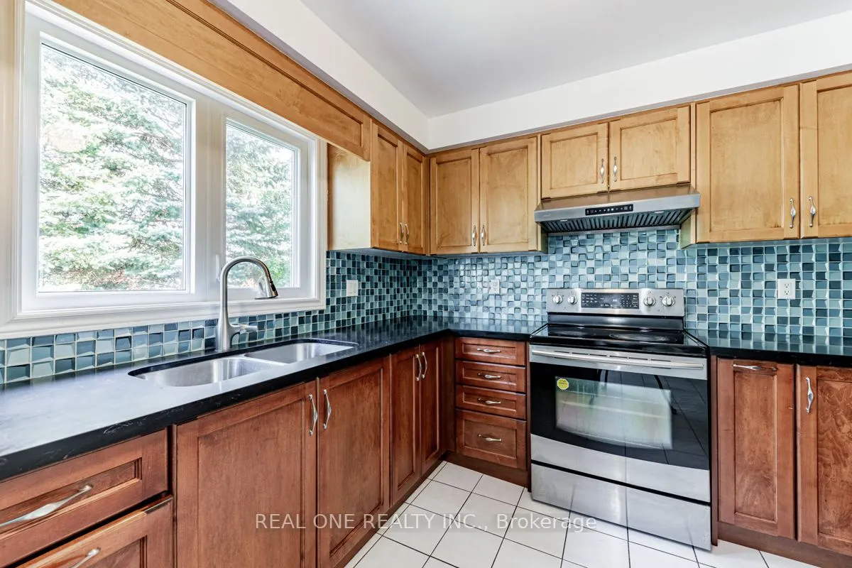 59 Pine Bough Manor