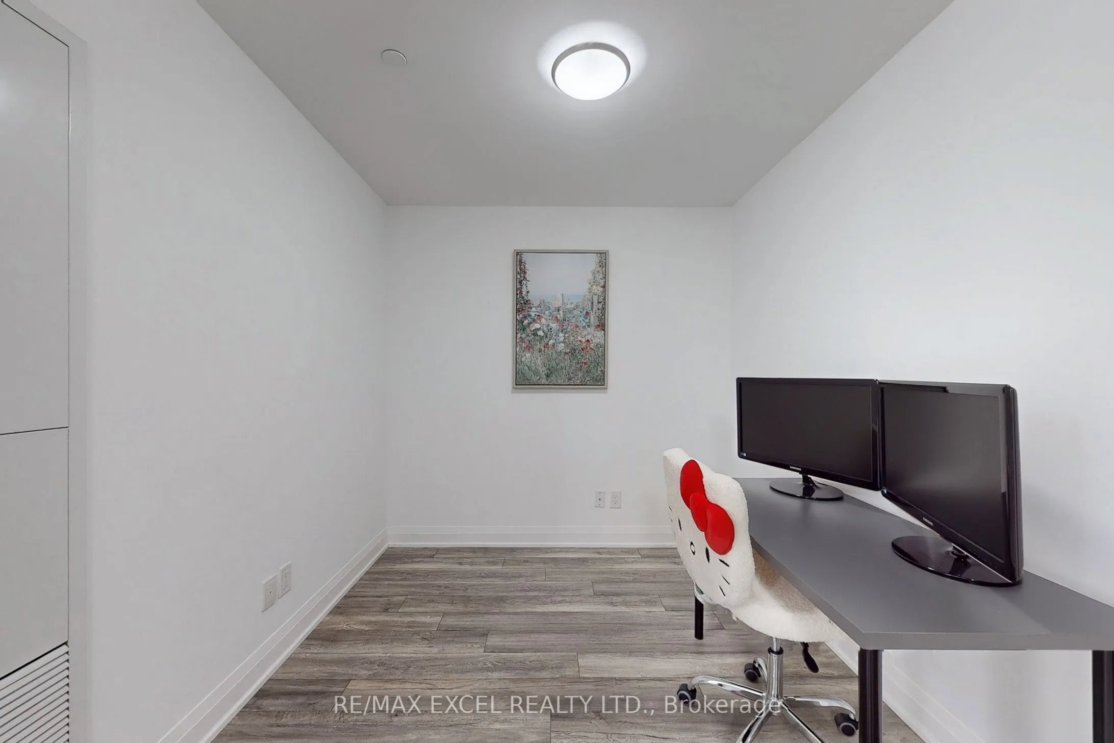 18 Uptown Drive, #207