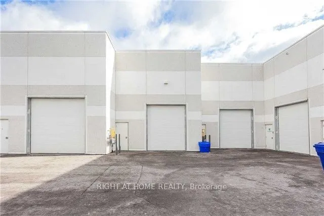 158 Don Hillock Drive, #15