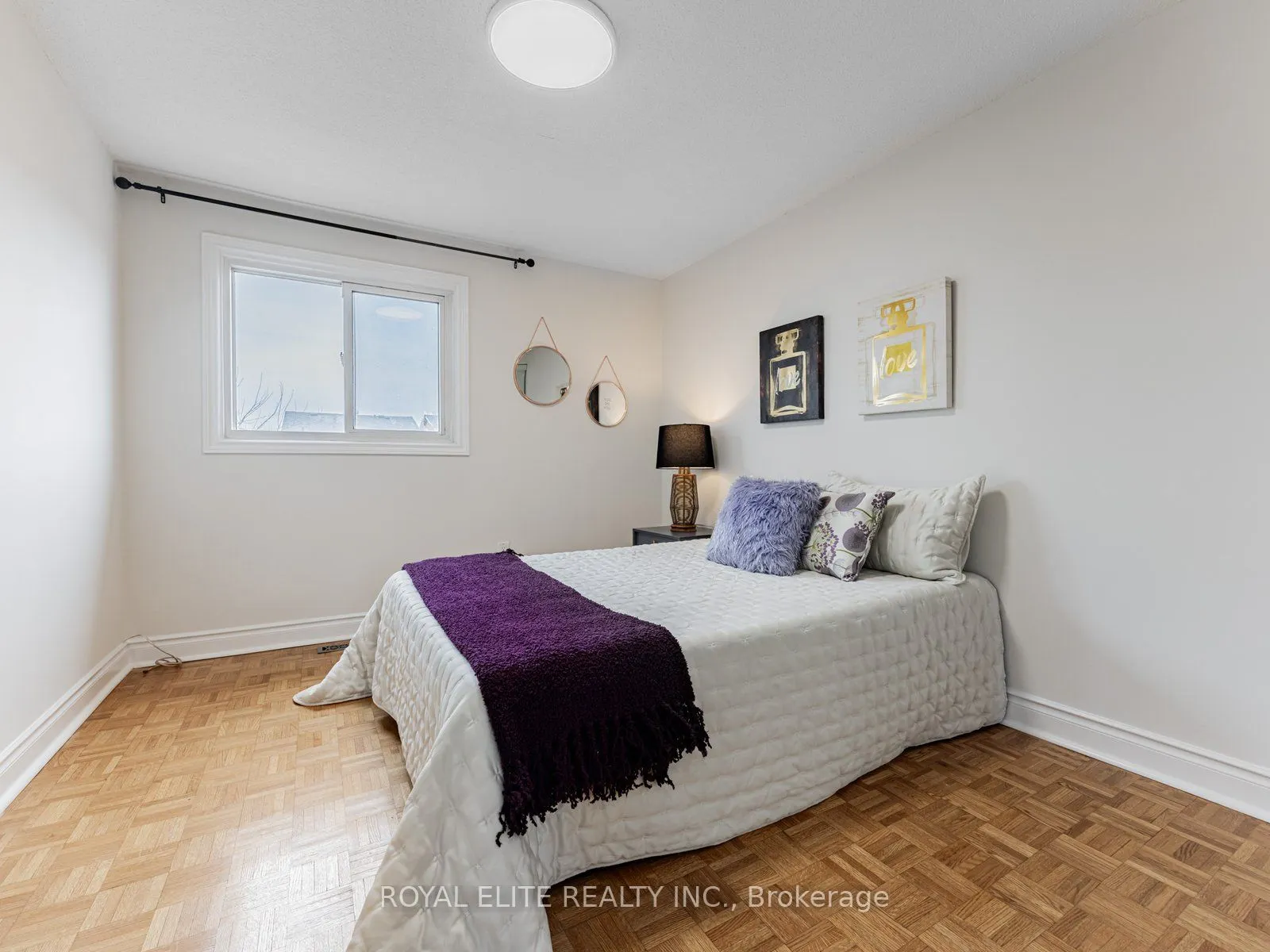 29 Ashmore Crescent