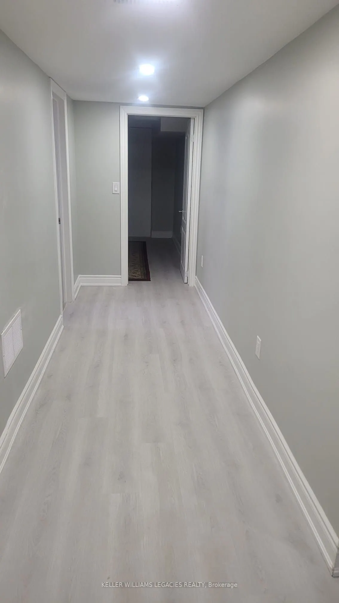 2300 Grainger Loop