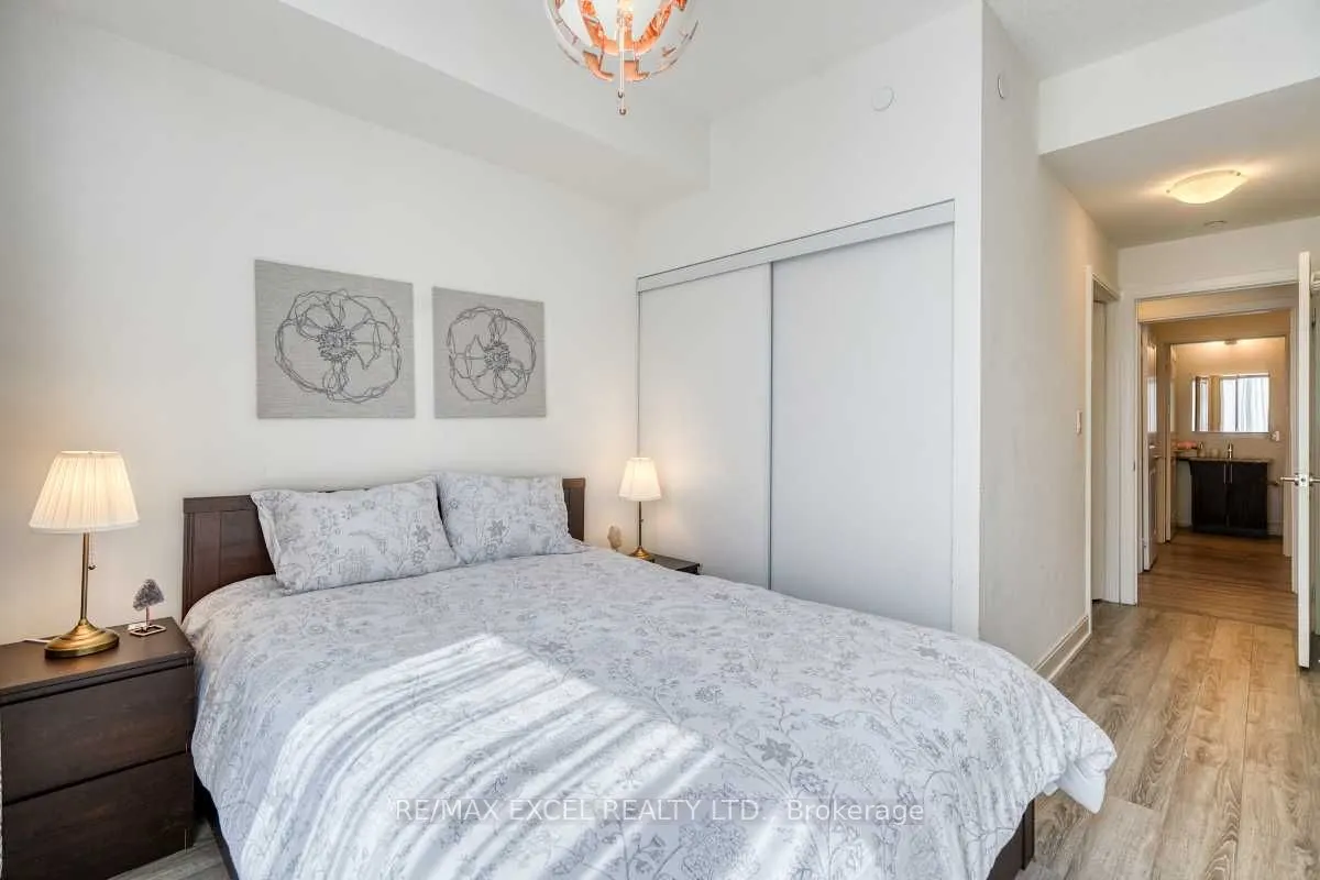 9608 Yonge Street, #202A