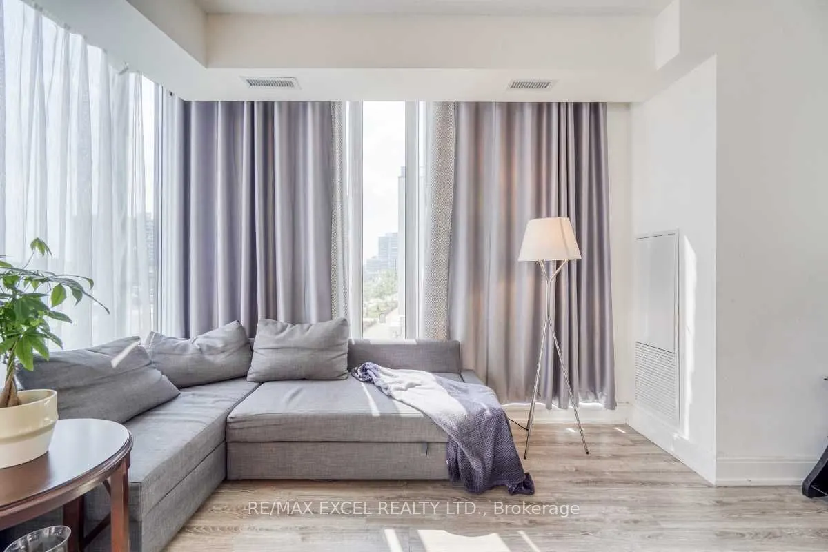 9608 Yonge Street, #202A