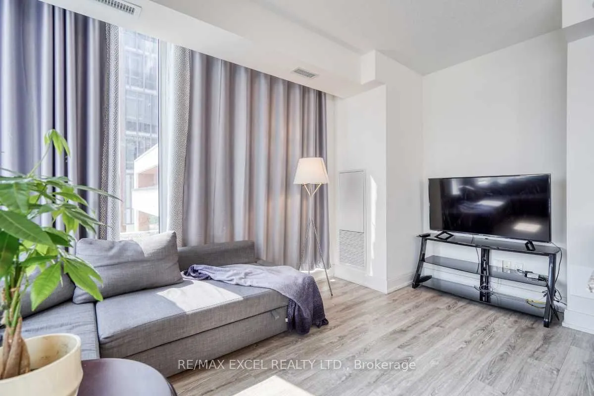 9608 Yonge Street, #202A