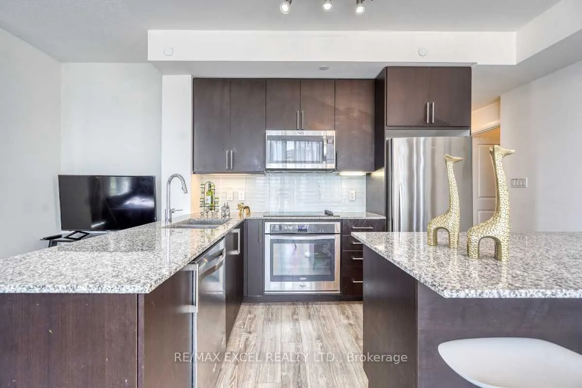 9608 Yonge Street, #202A