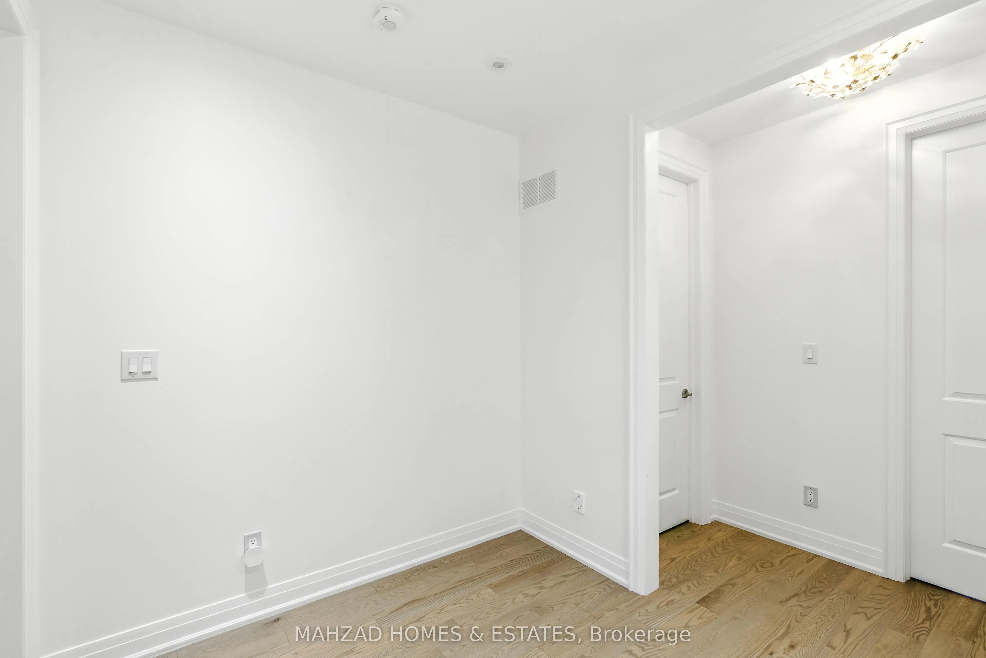 18 Casavant Court