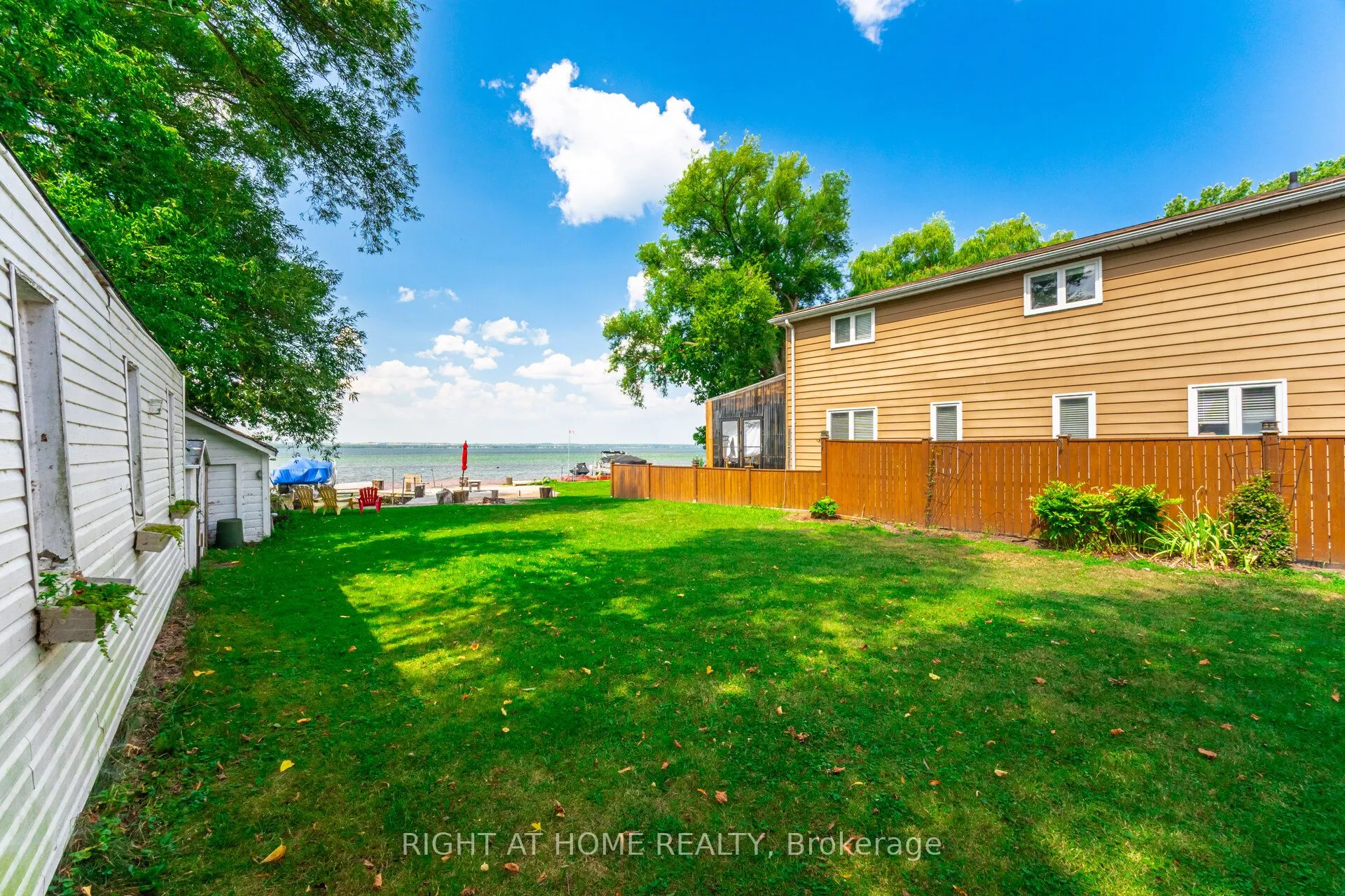 428 Lake Drive S