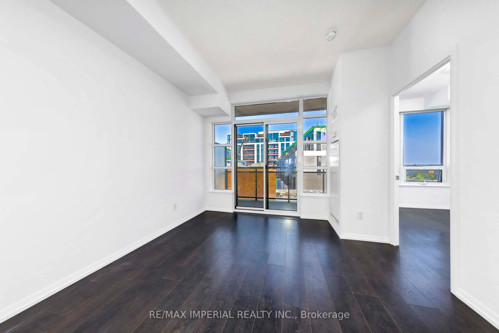 540 bur oak Avenue, #530