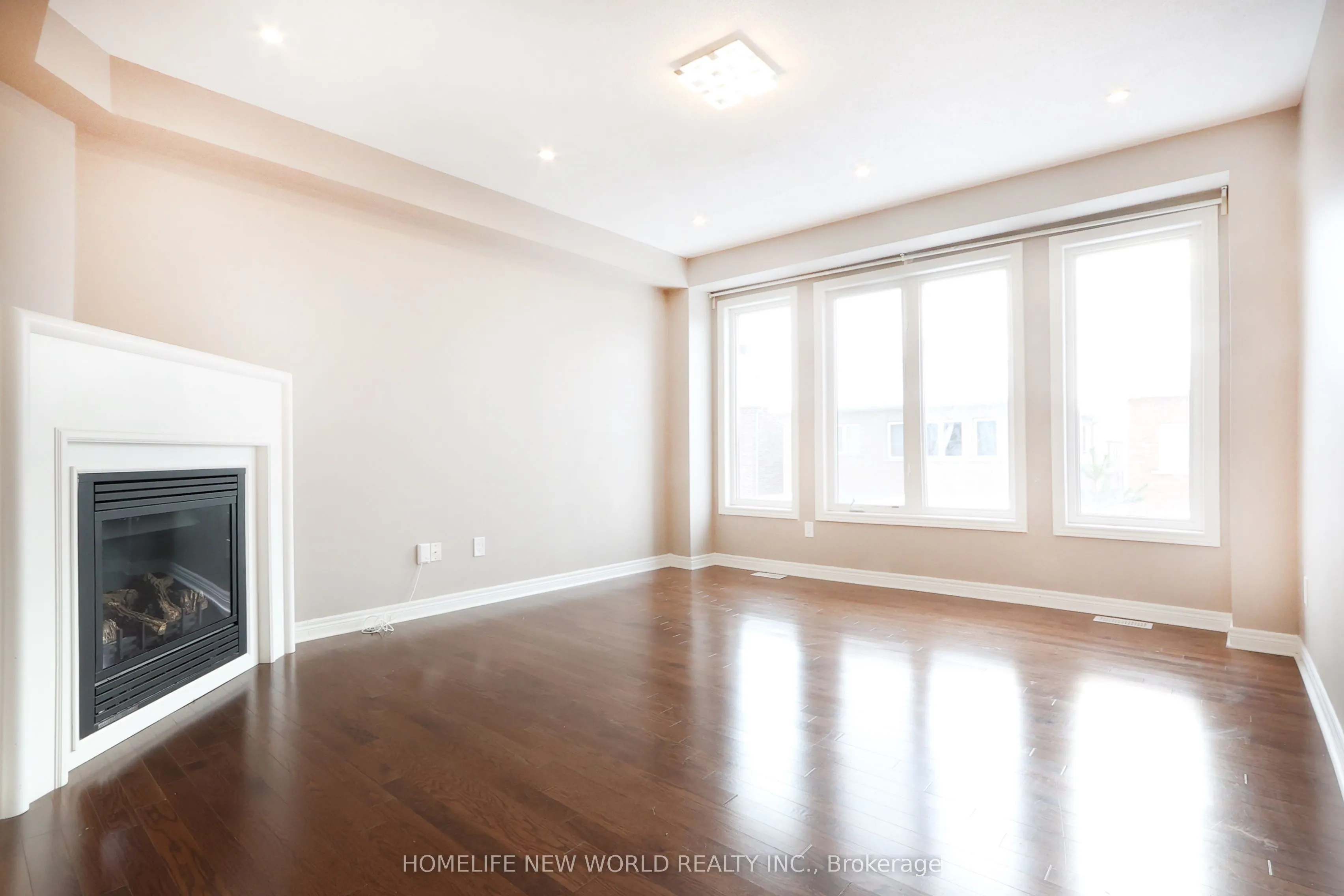 41 Pulpwood Crescent, #master 3rd fl