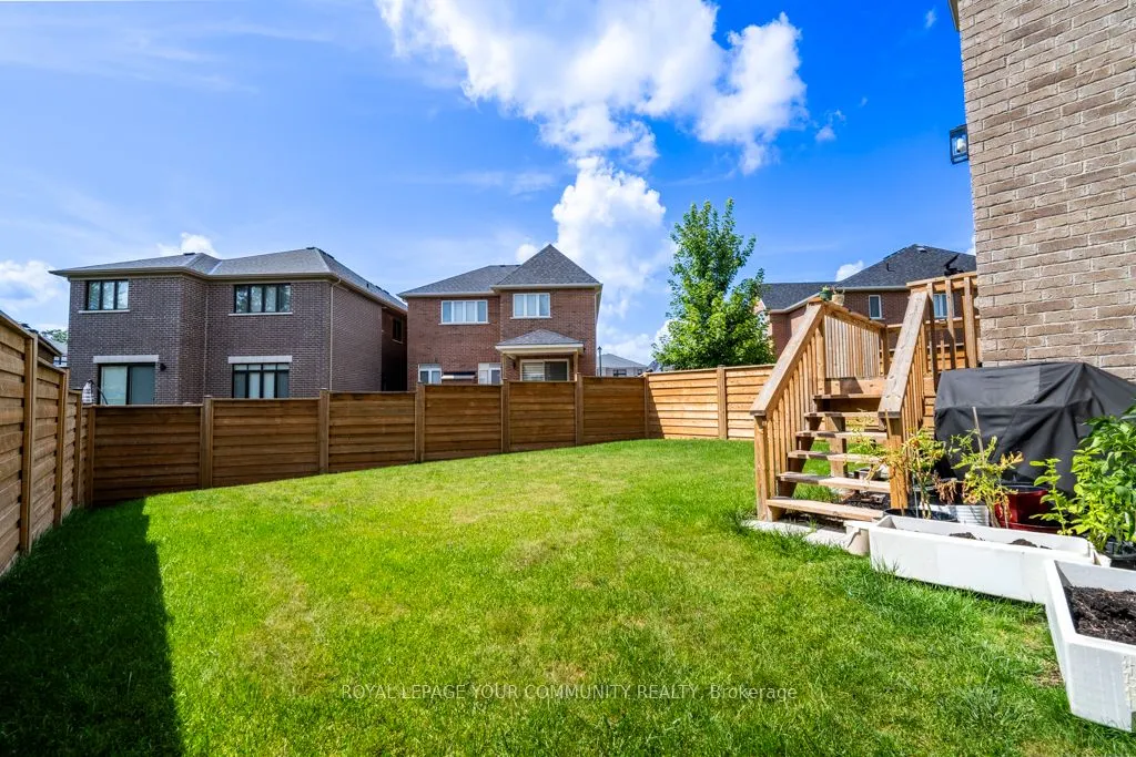 18 Maple Fields Circle