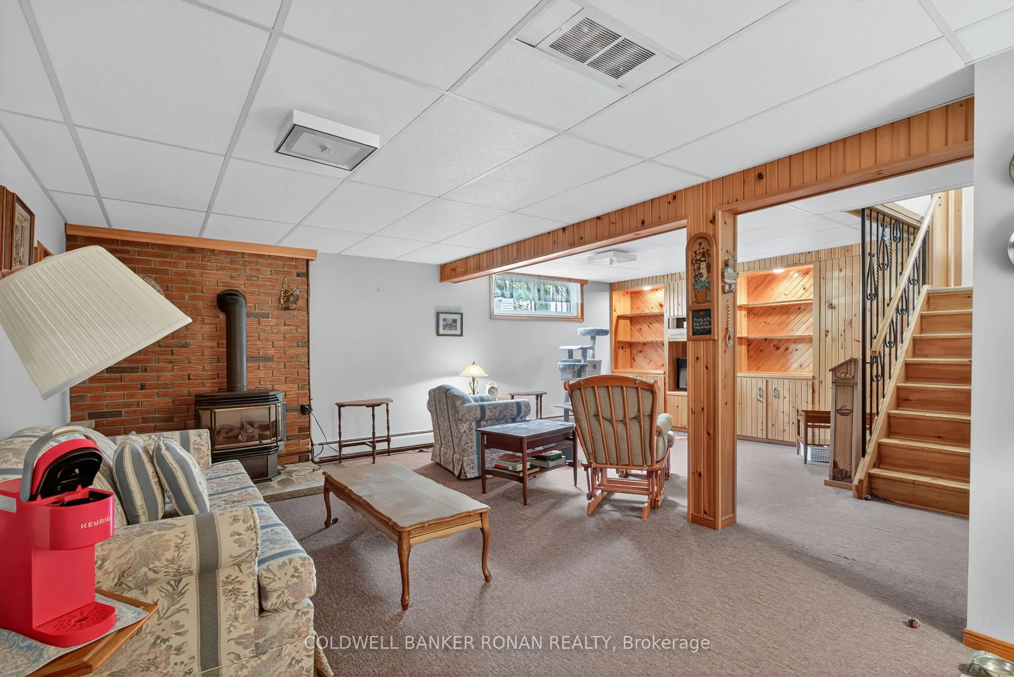 8 Douglas Drive