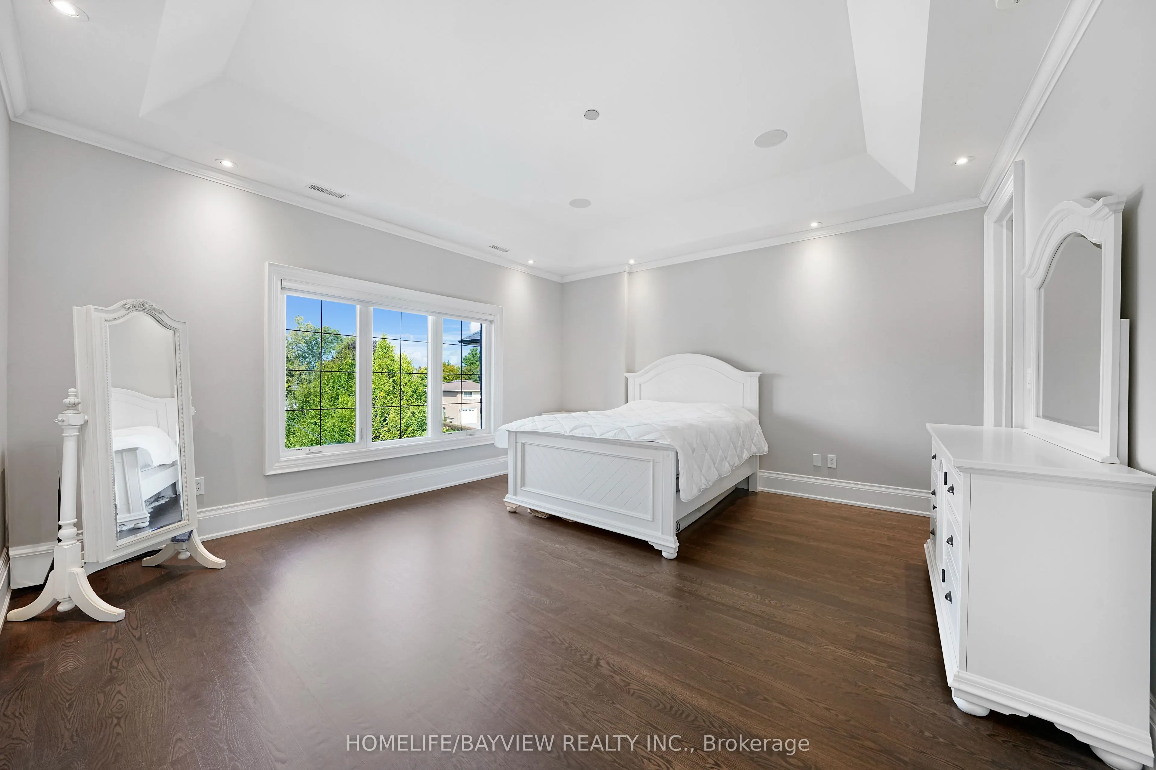 111 Hillview Road