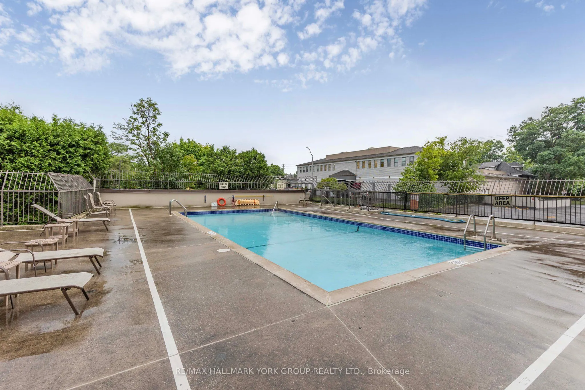 7811 Yonge Street, #1007